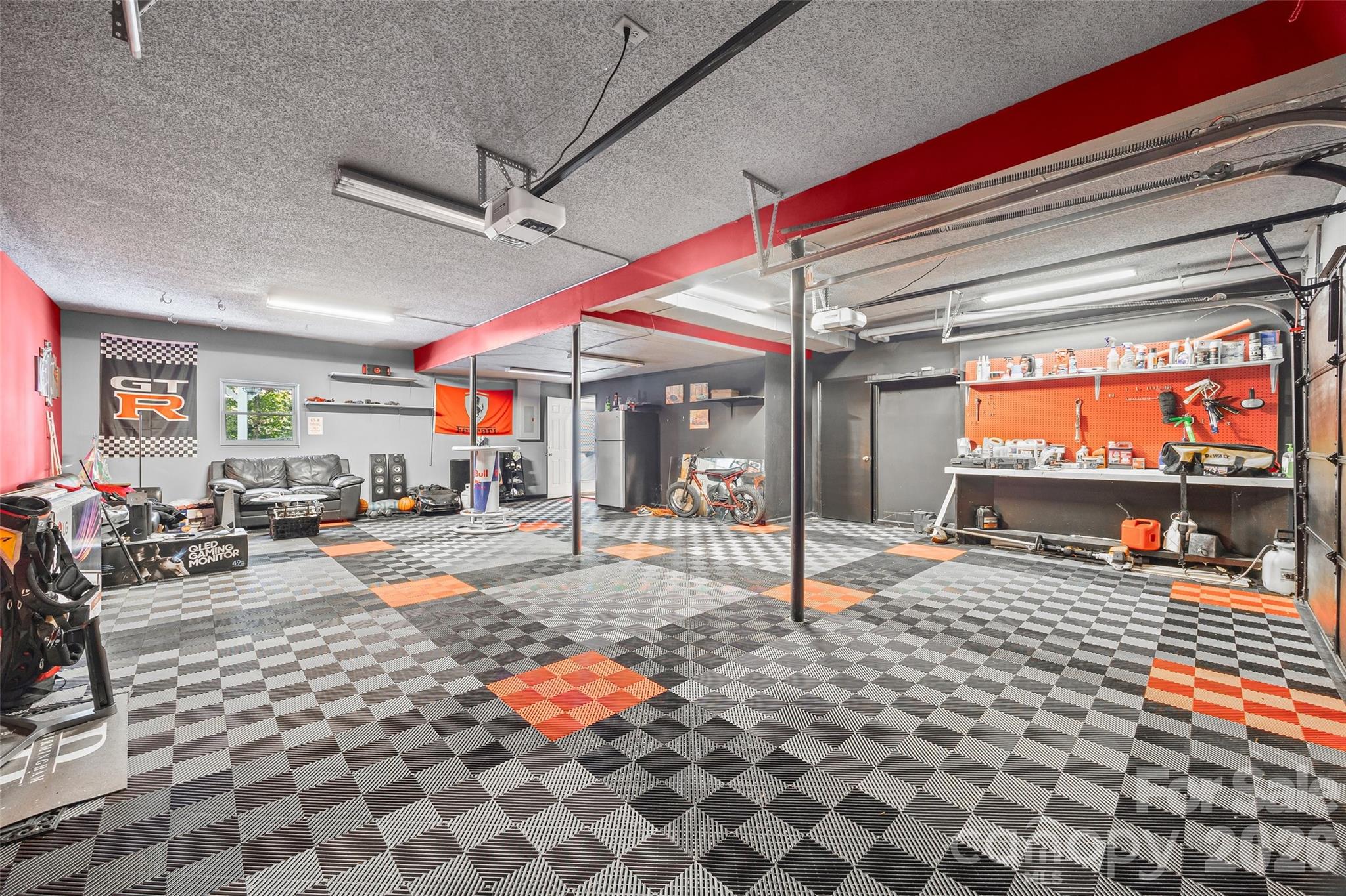 7142 Forest Hills Drive