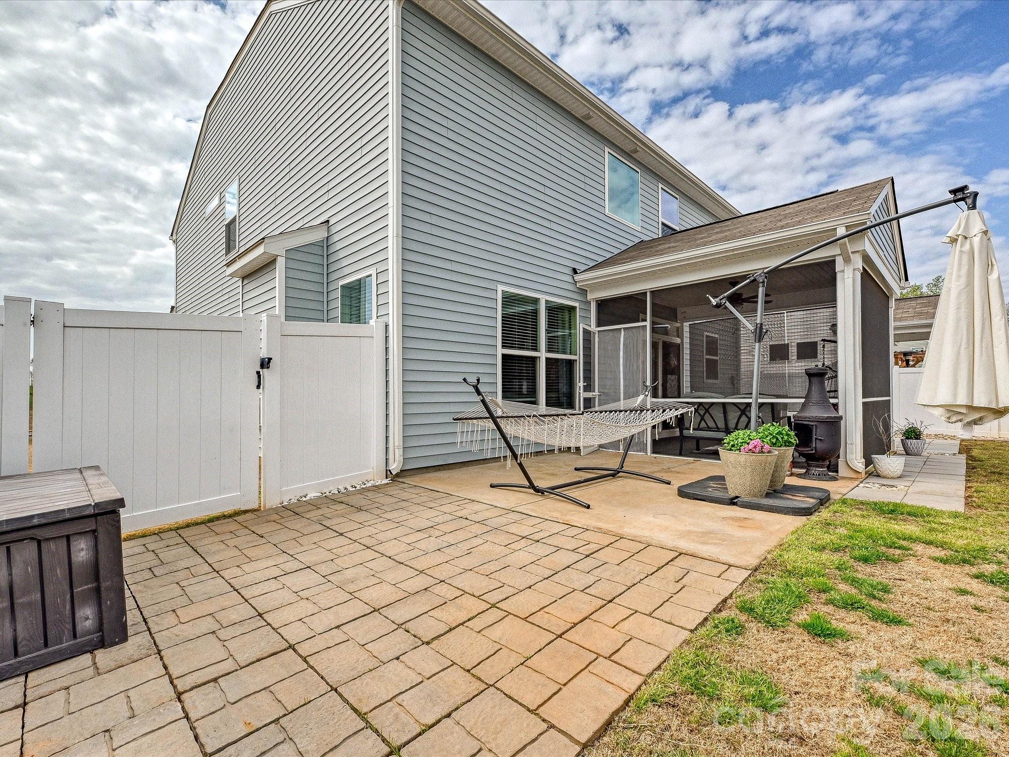 108 Old Field Road