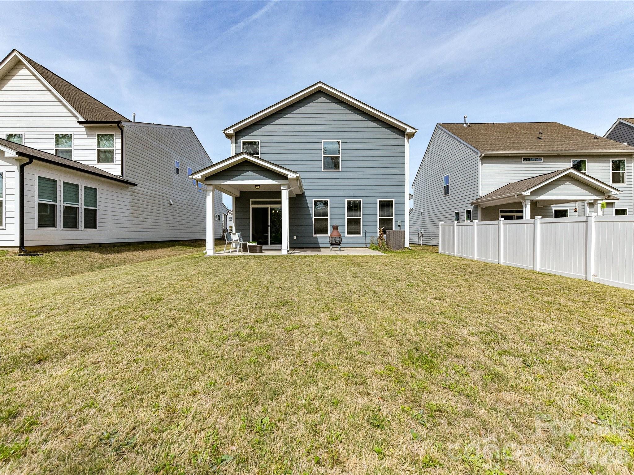 3869 Center Place Drive