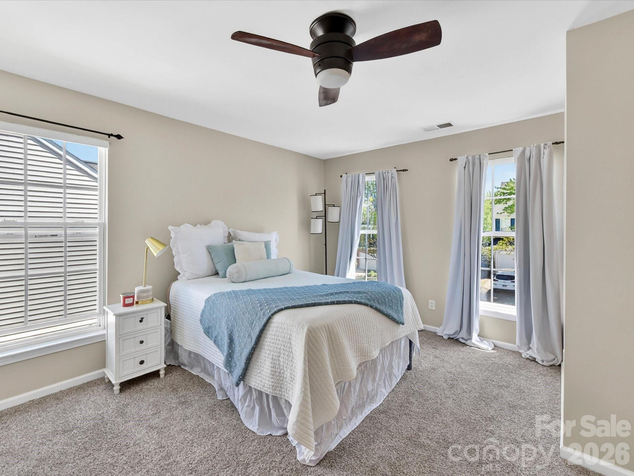 4237 Piccadilly Lane