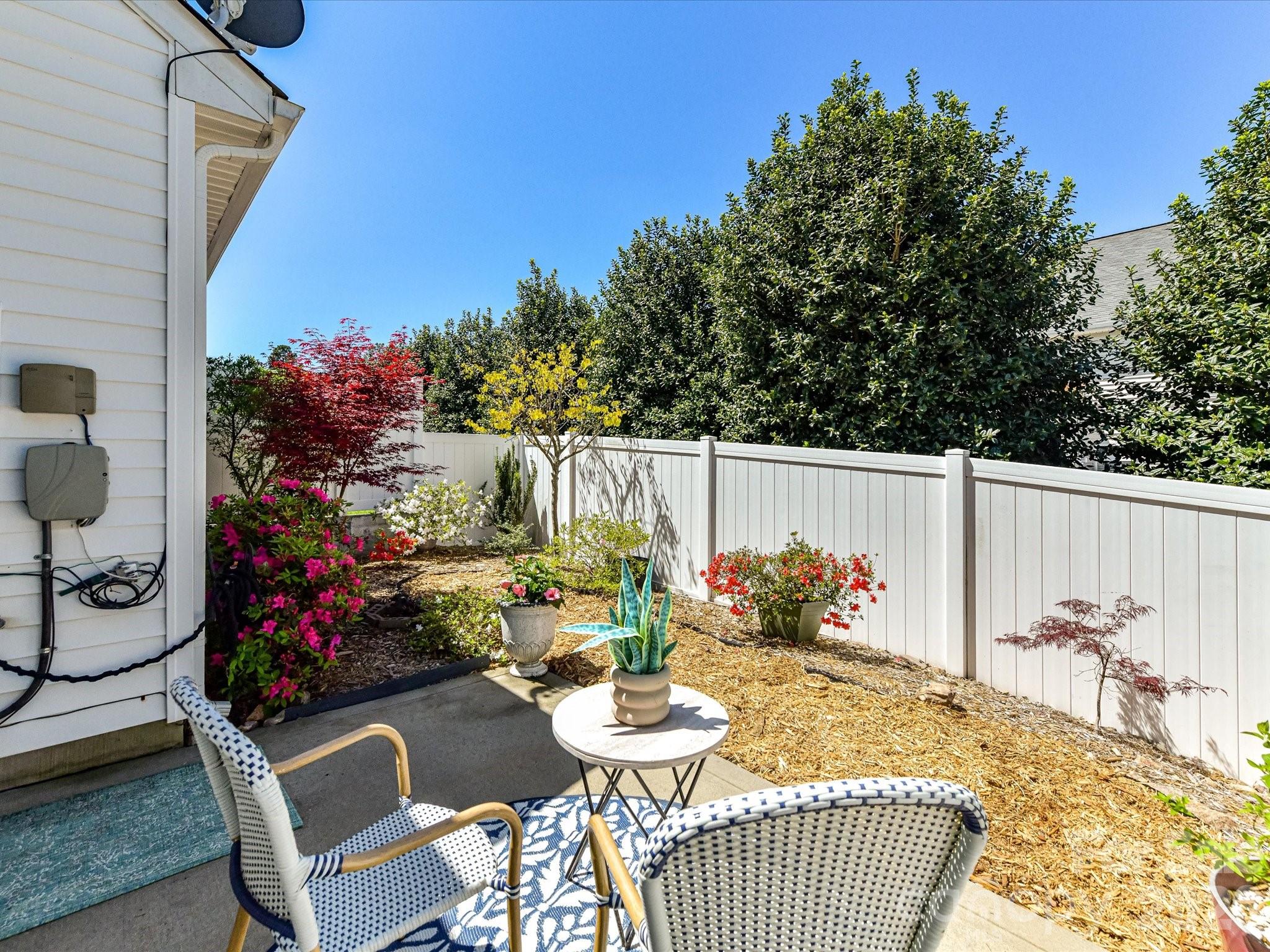 4237 Piccadilly Lane