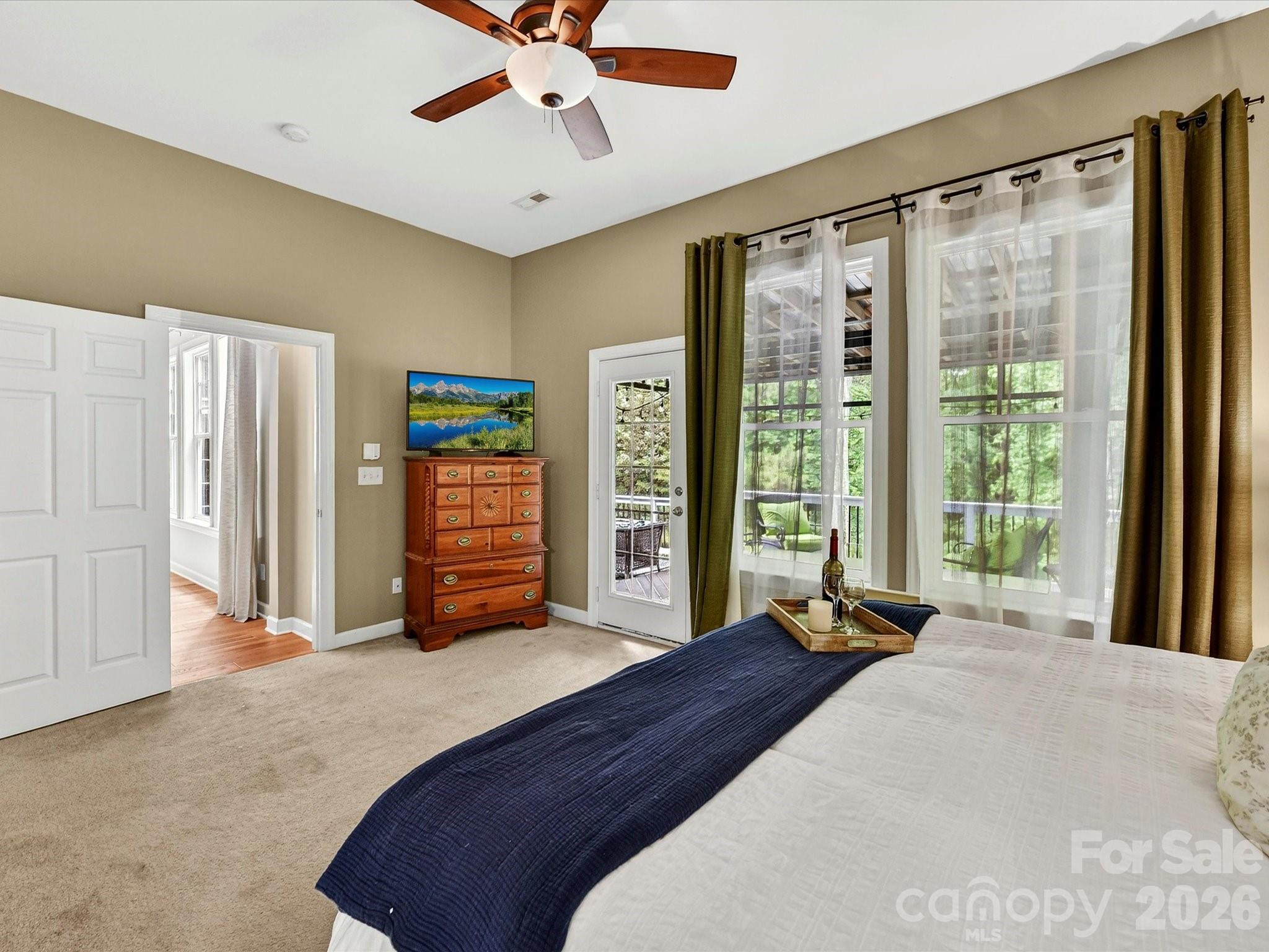 18721 The Commons Boulevard