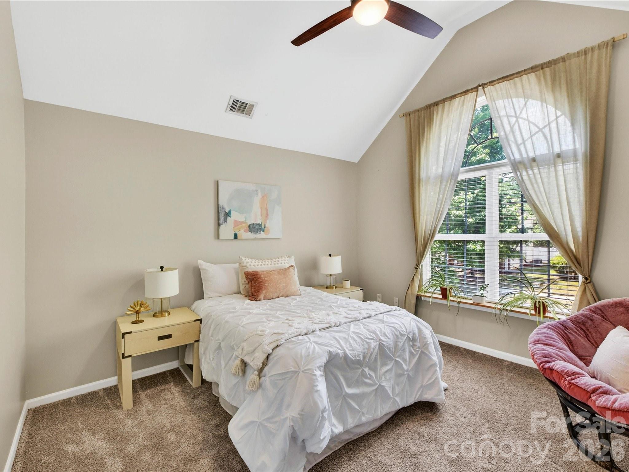 19040 Oakhurst Boulevard