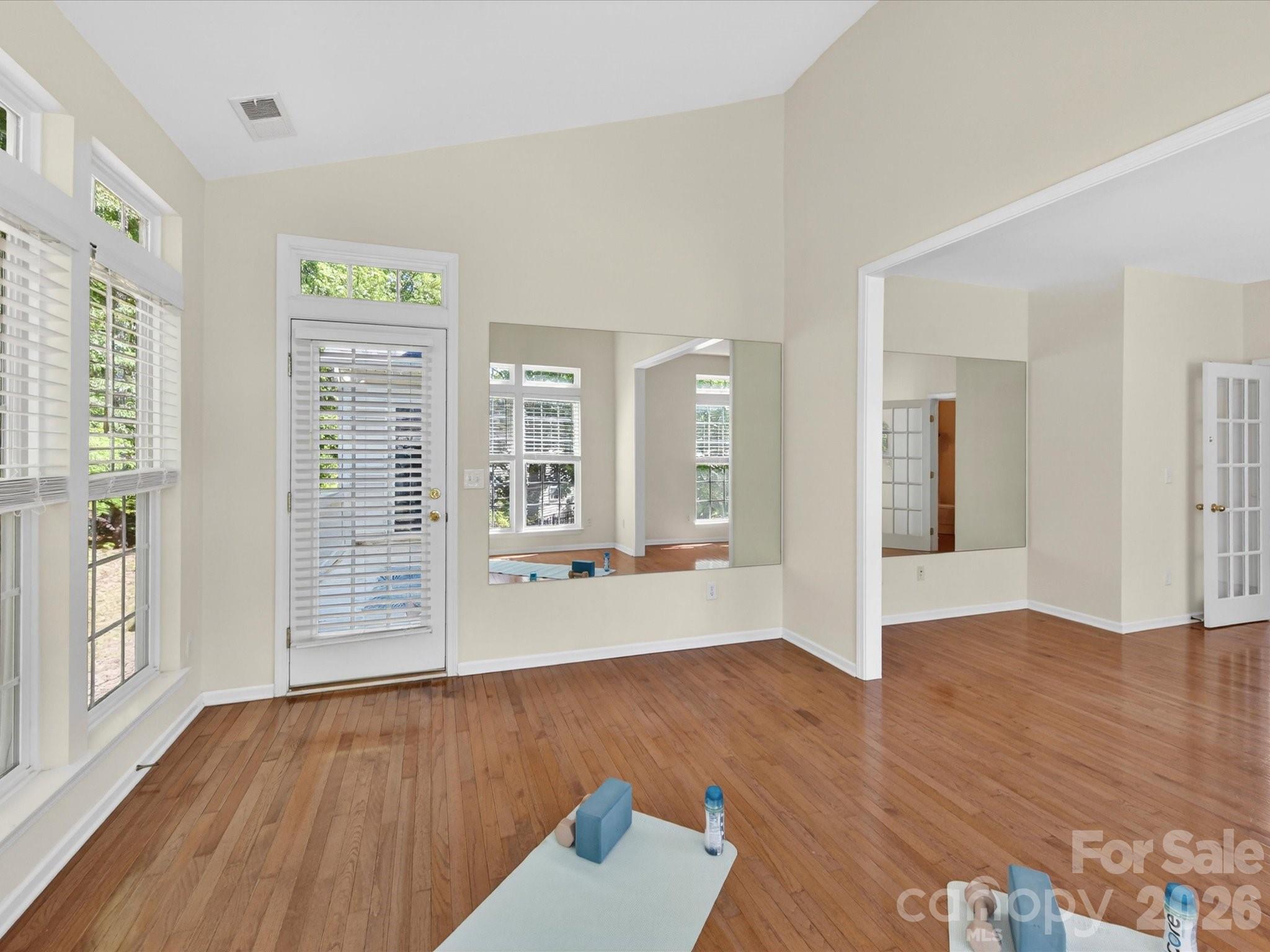 4179 Buckingham Drive