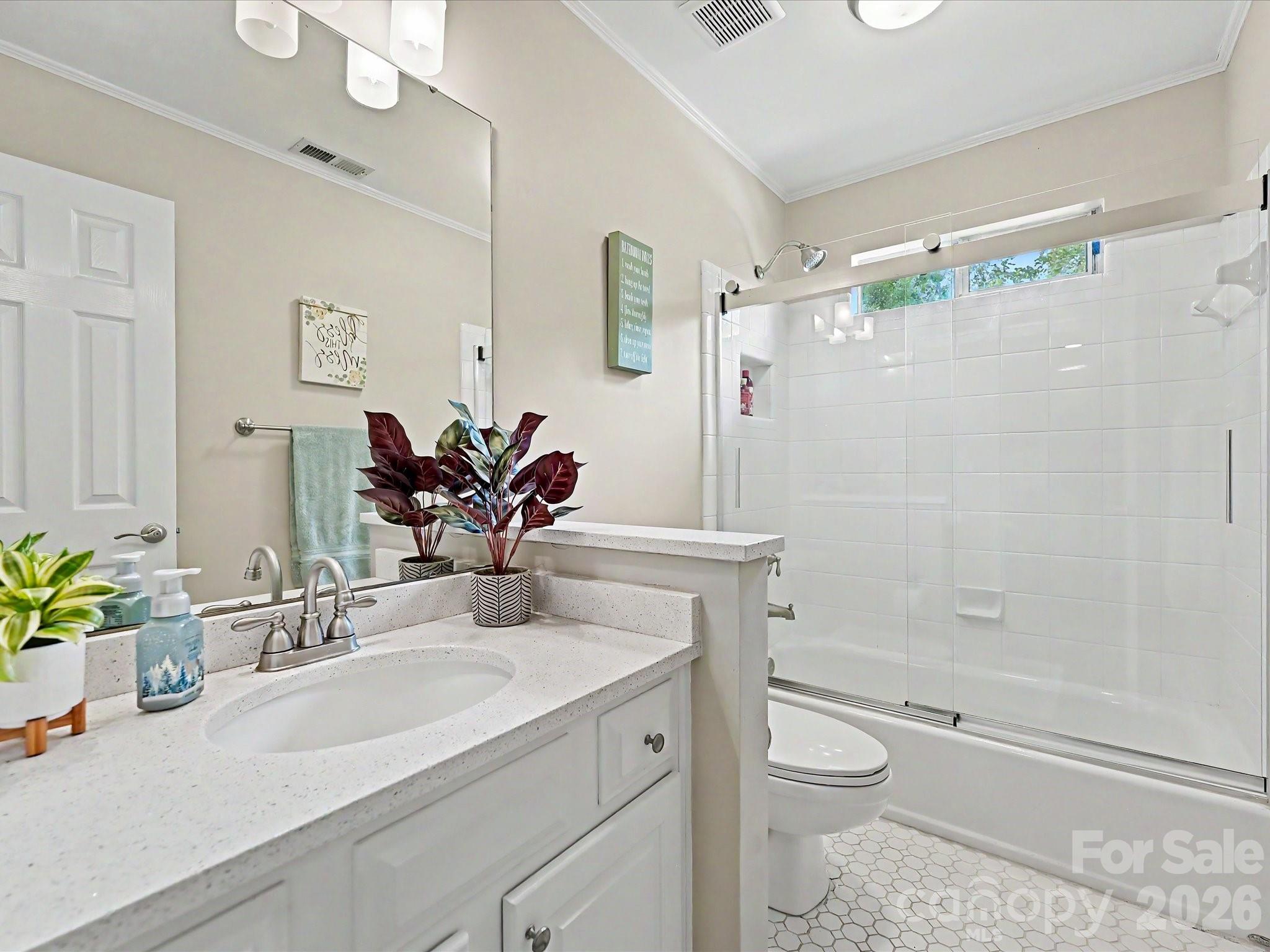 17405 Lynx Den Court