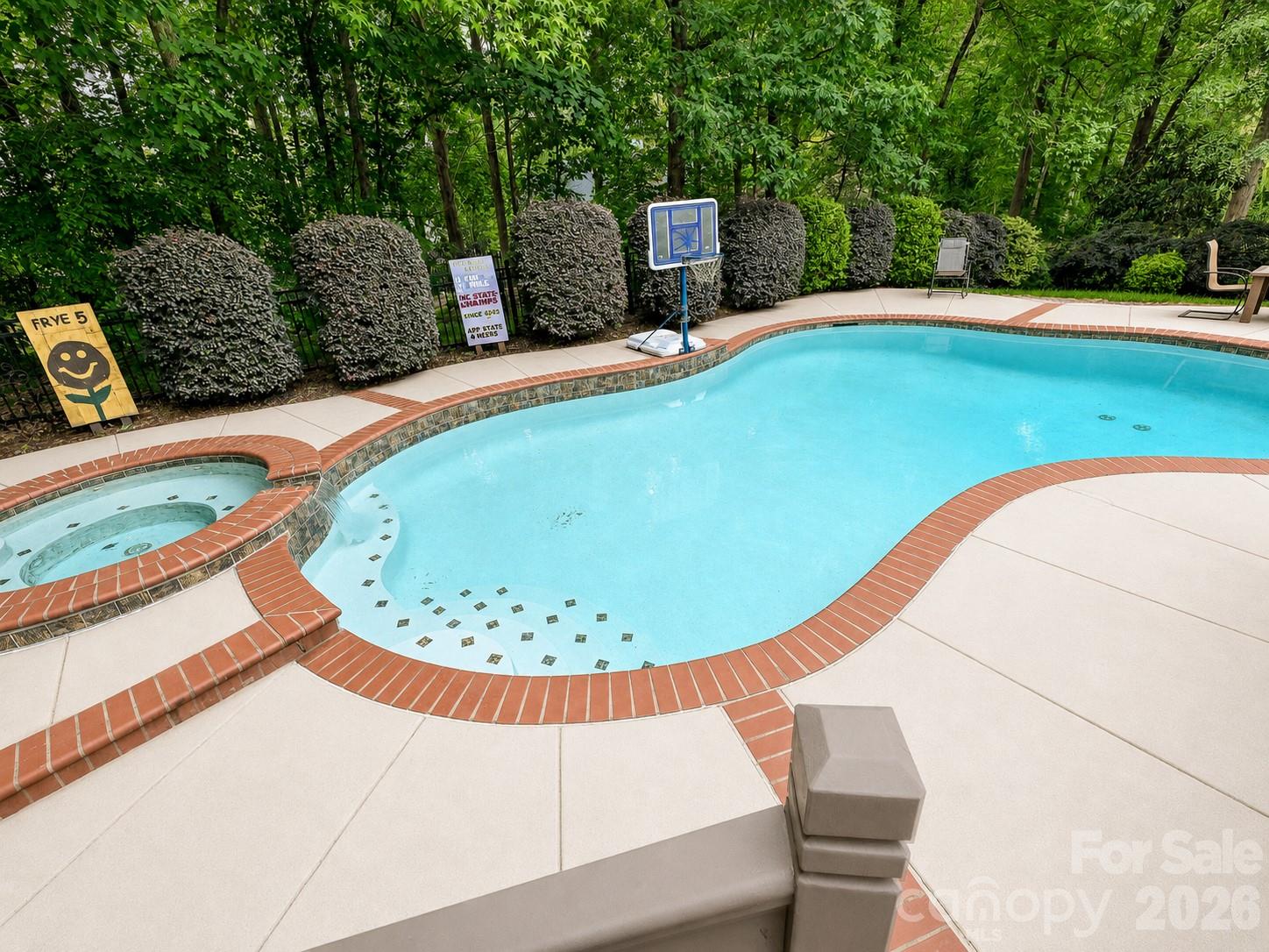 17405 Lynx Den Court