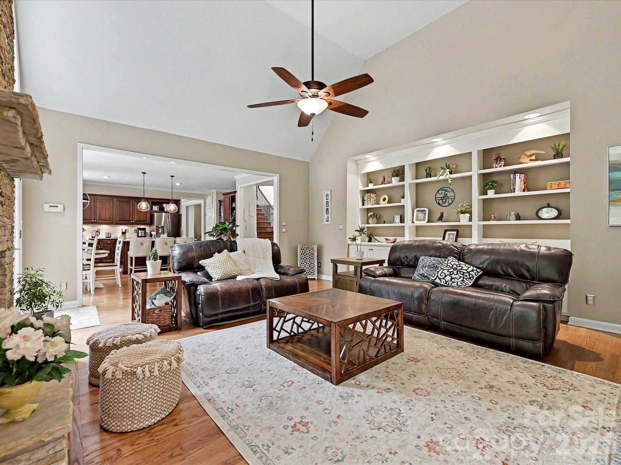 17405 Lynx Den Court