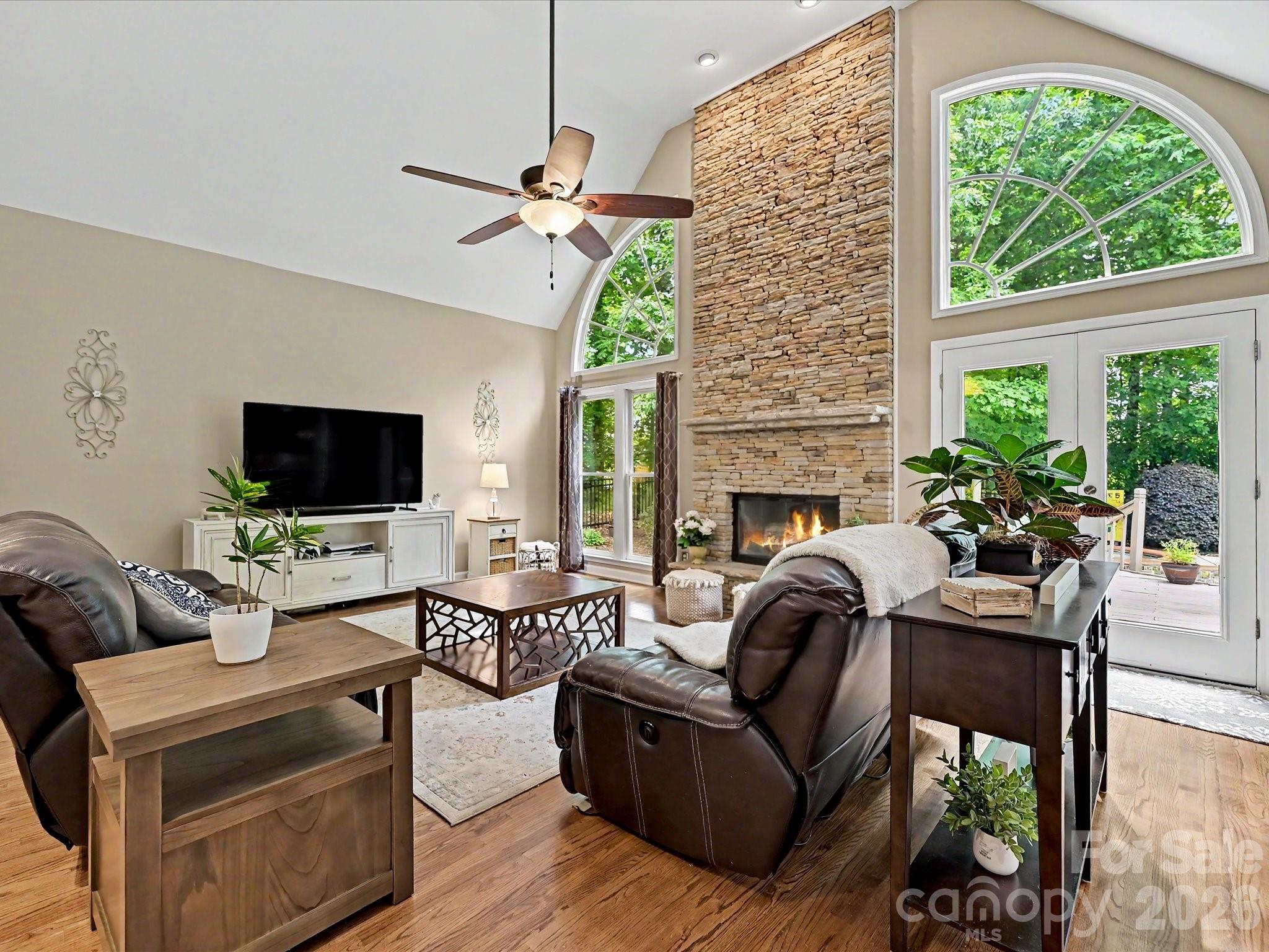 17405 Lynx Den Court