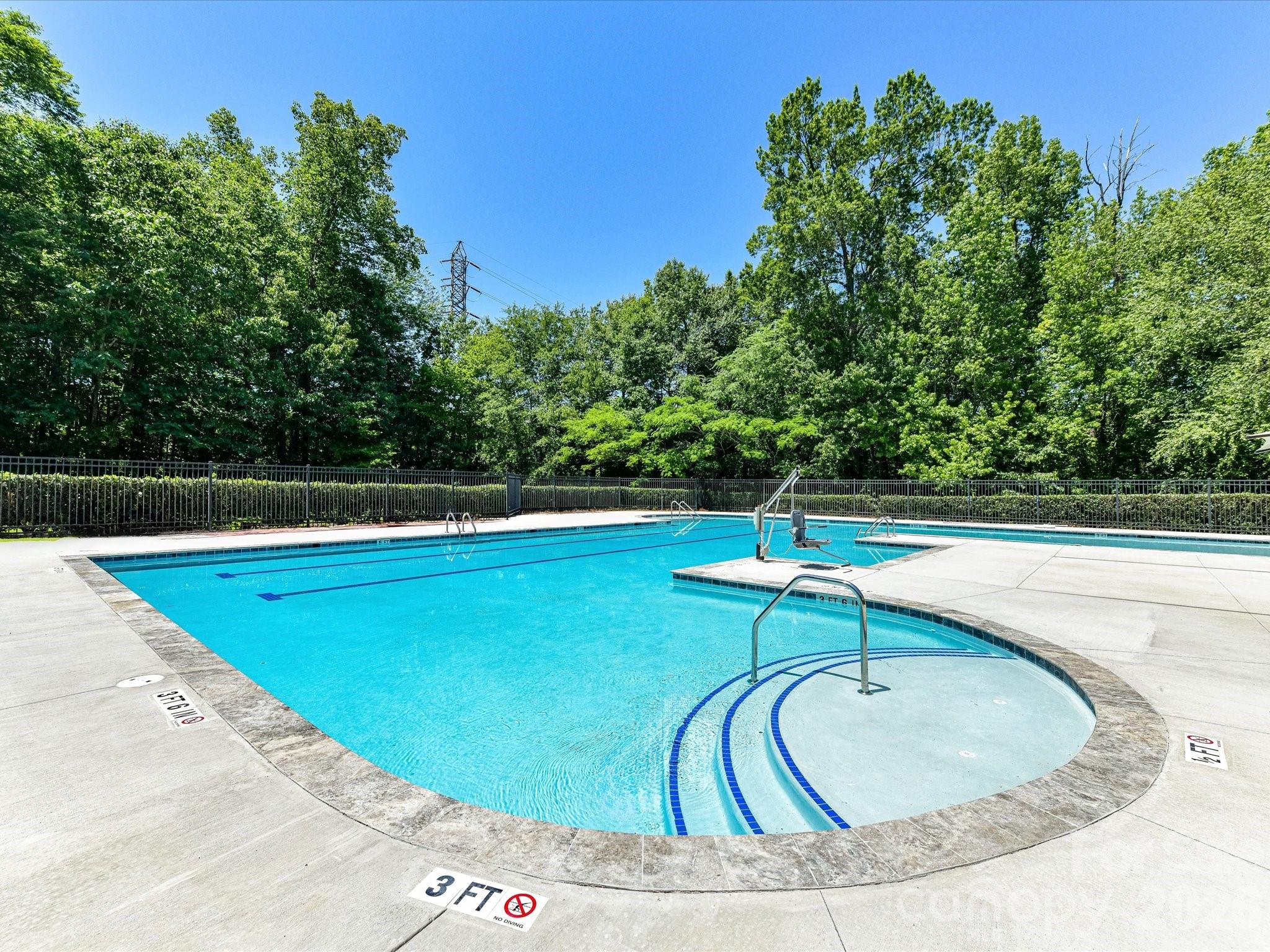 8611 Covedale Crossings Circle