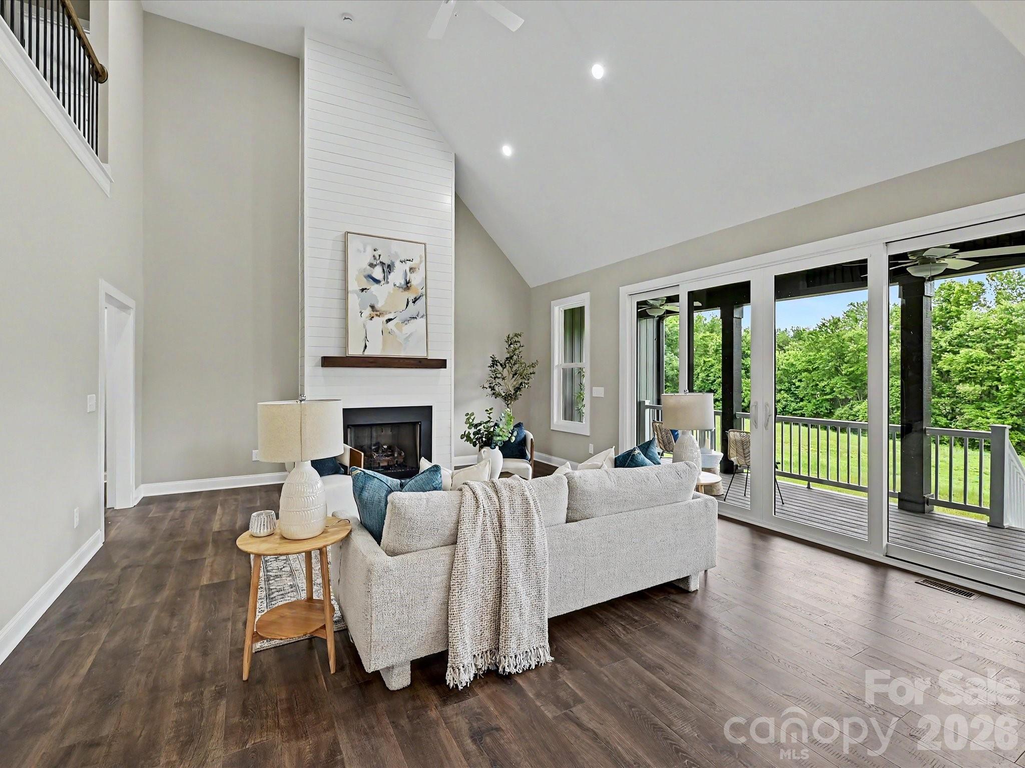 159 Lone Pine Road