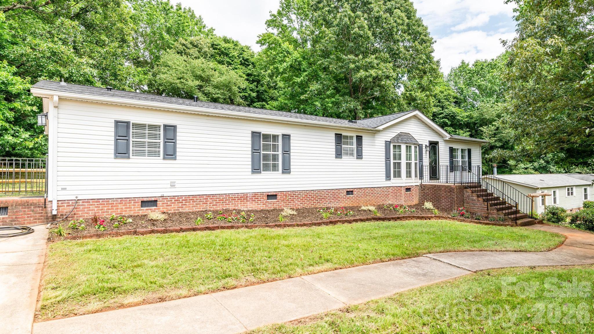 127 Whitewater Lane