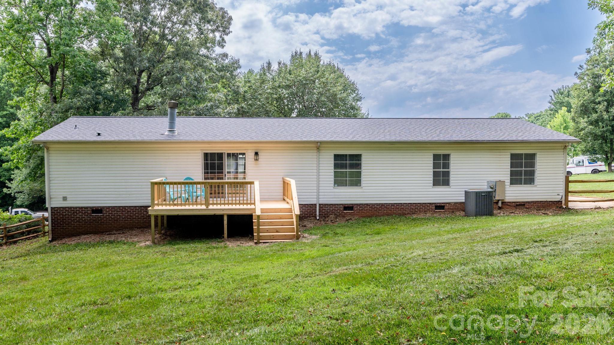 127 Whitewater Lane