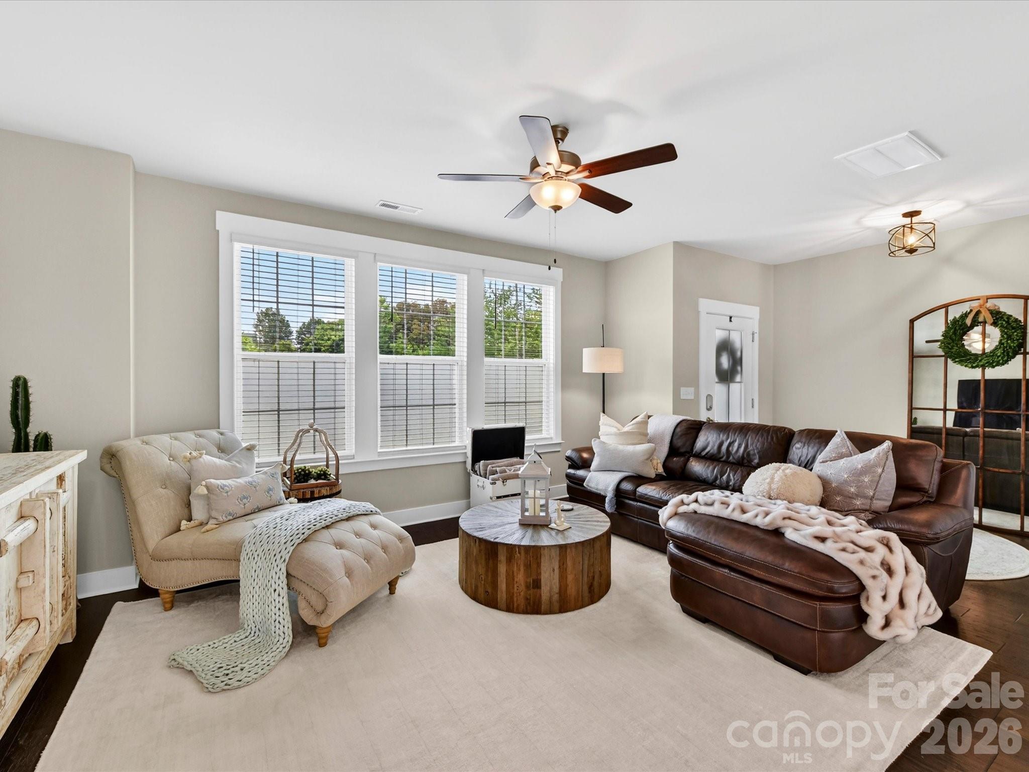 546 Amalfi Drive