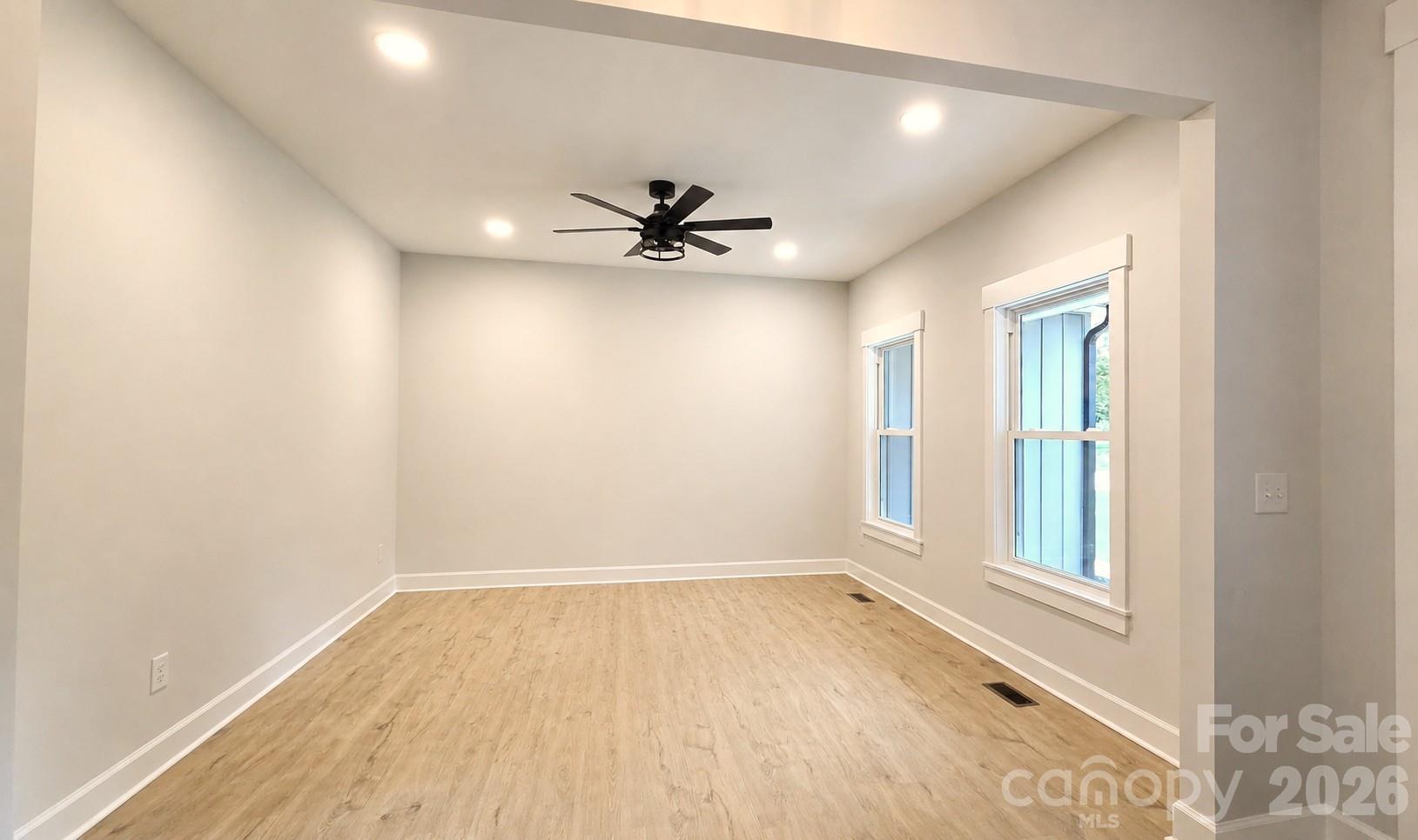 1065 Shawnee Trail