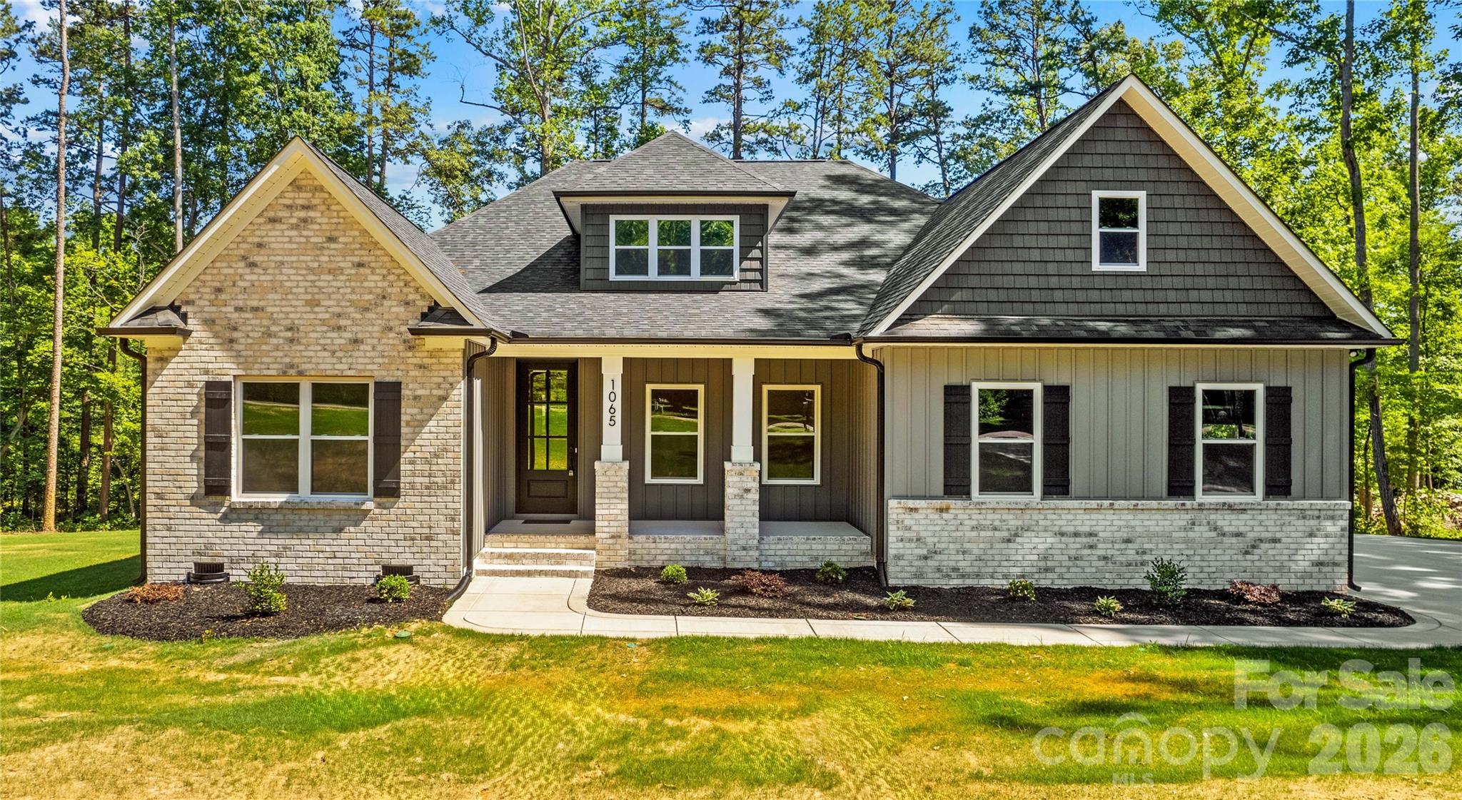 1065 Shawnee Trail