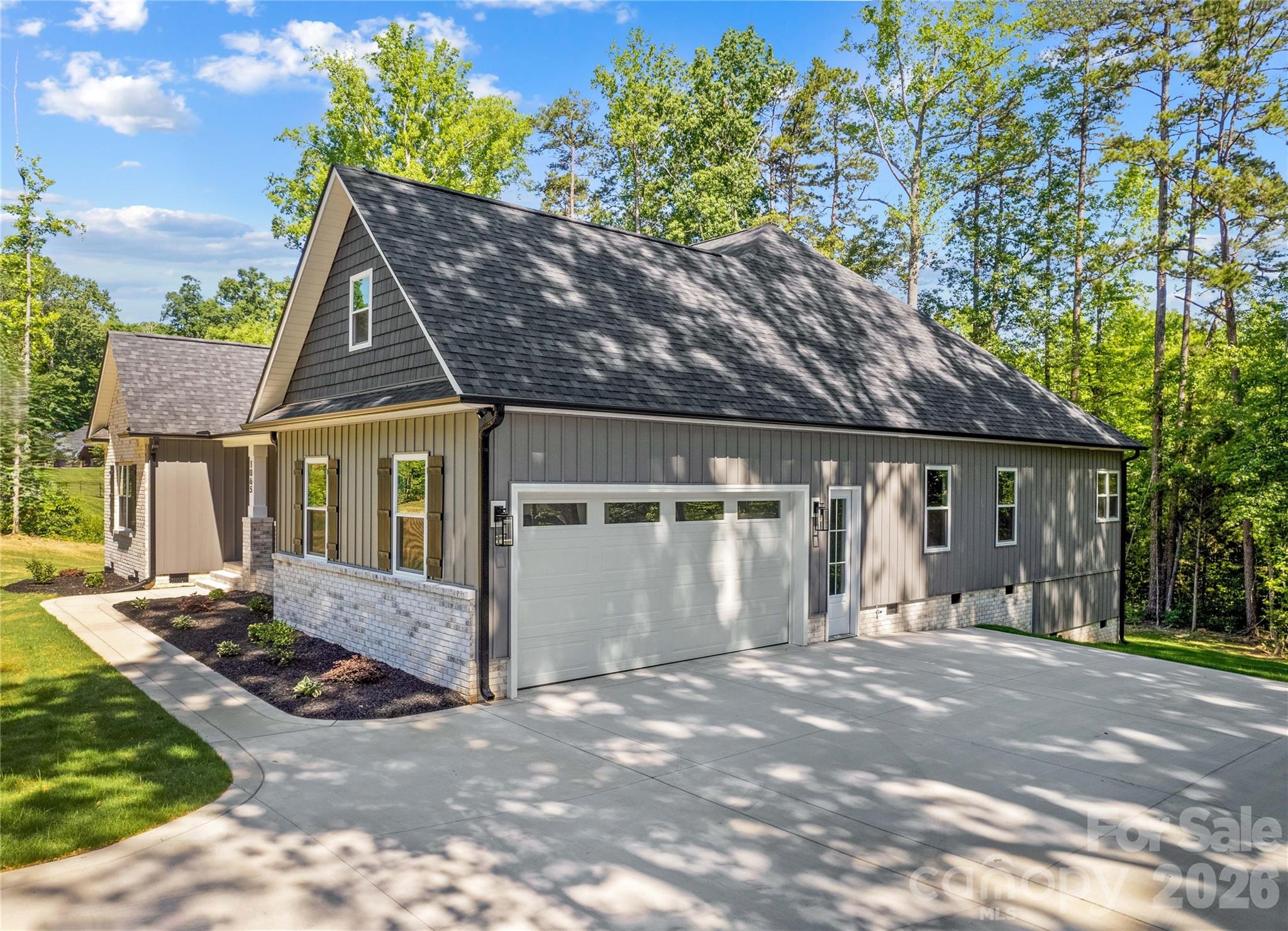 1065 Shawnee Trail
