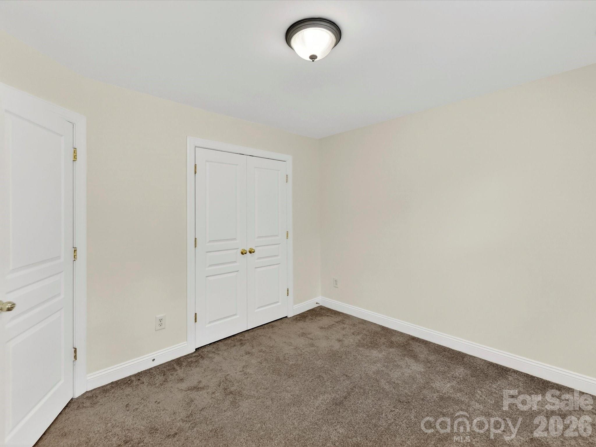 10507 Glenmeade Road