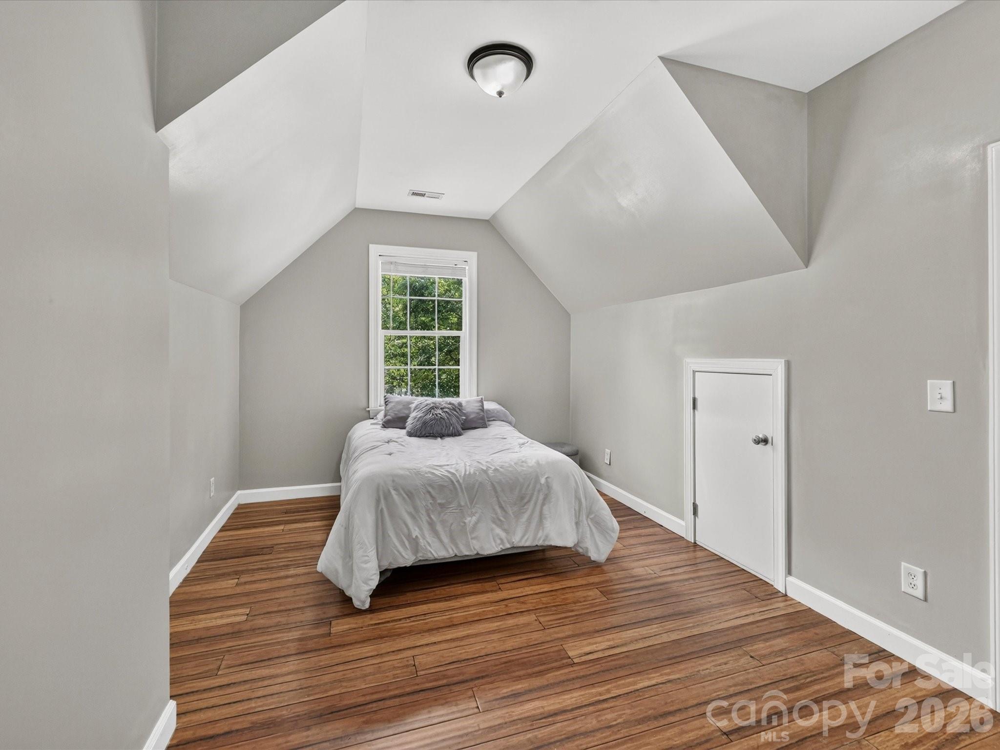 18625 The Commons Boulevard