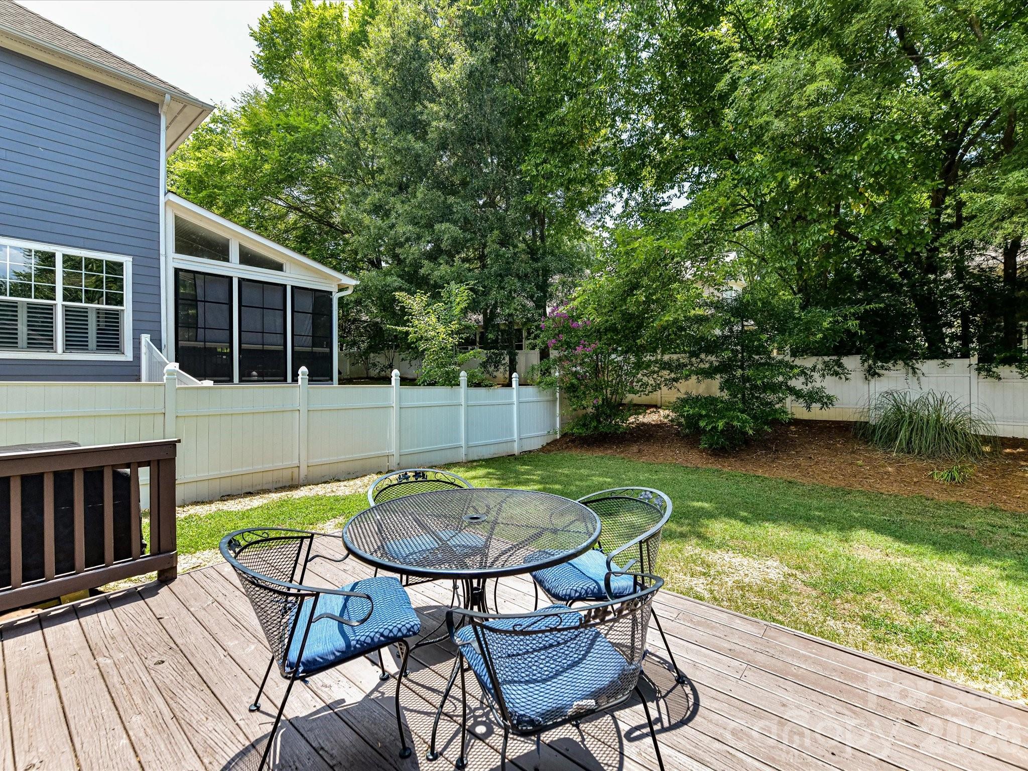 18625 The Commons Boulevard