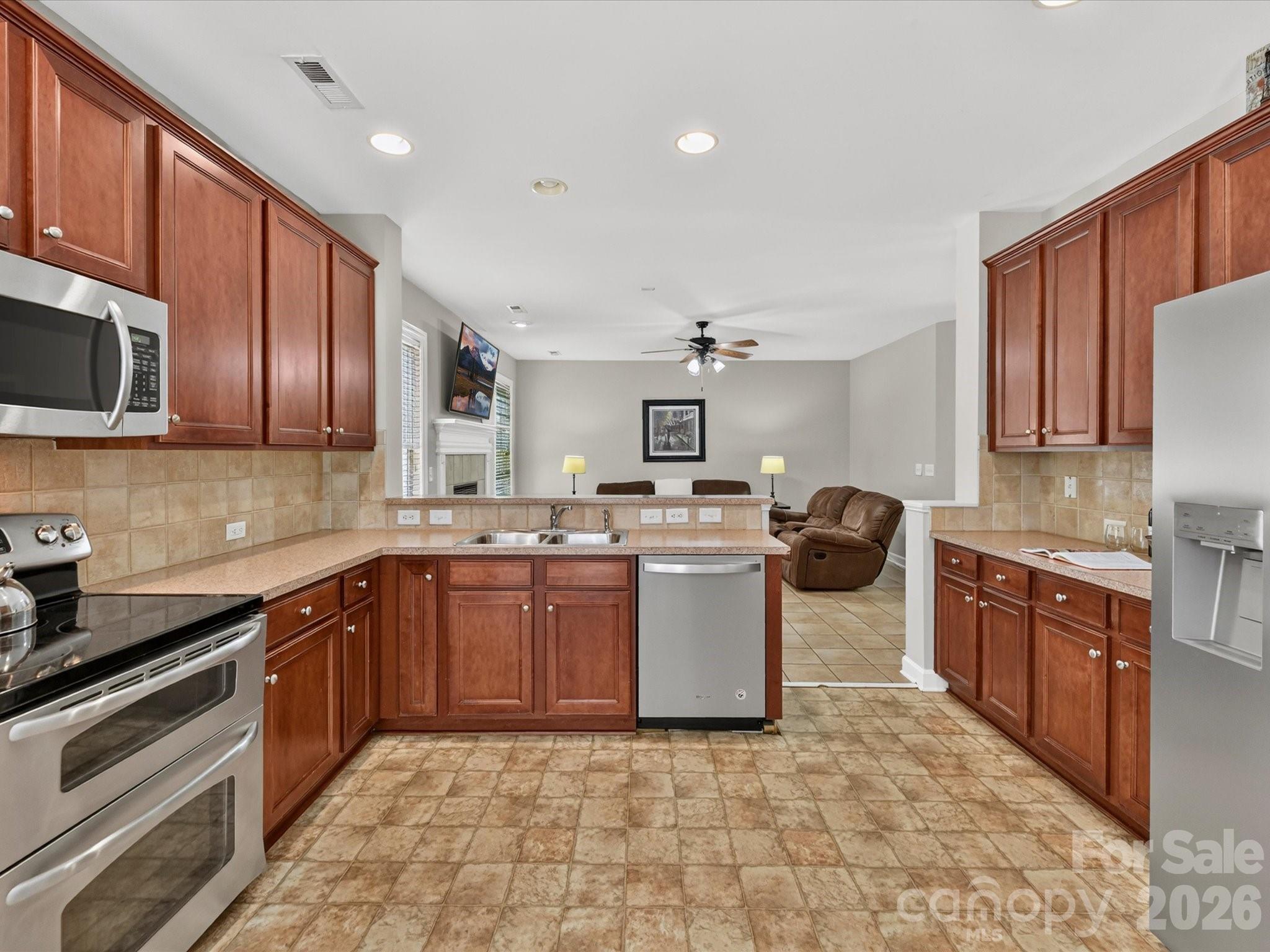 18625 The Commons Boulevard