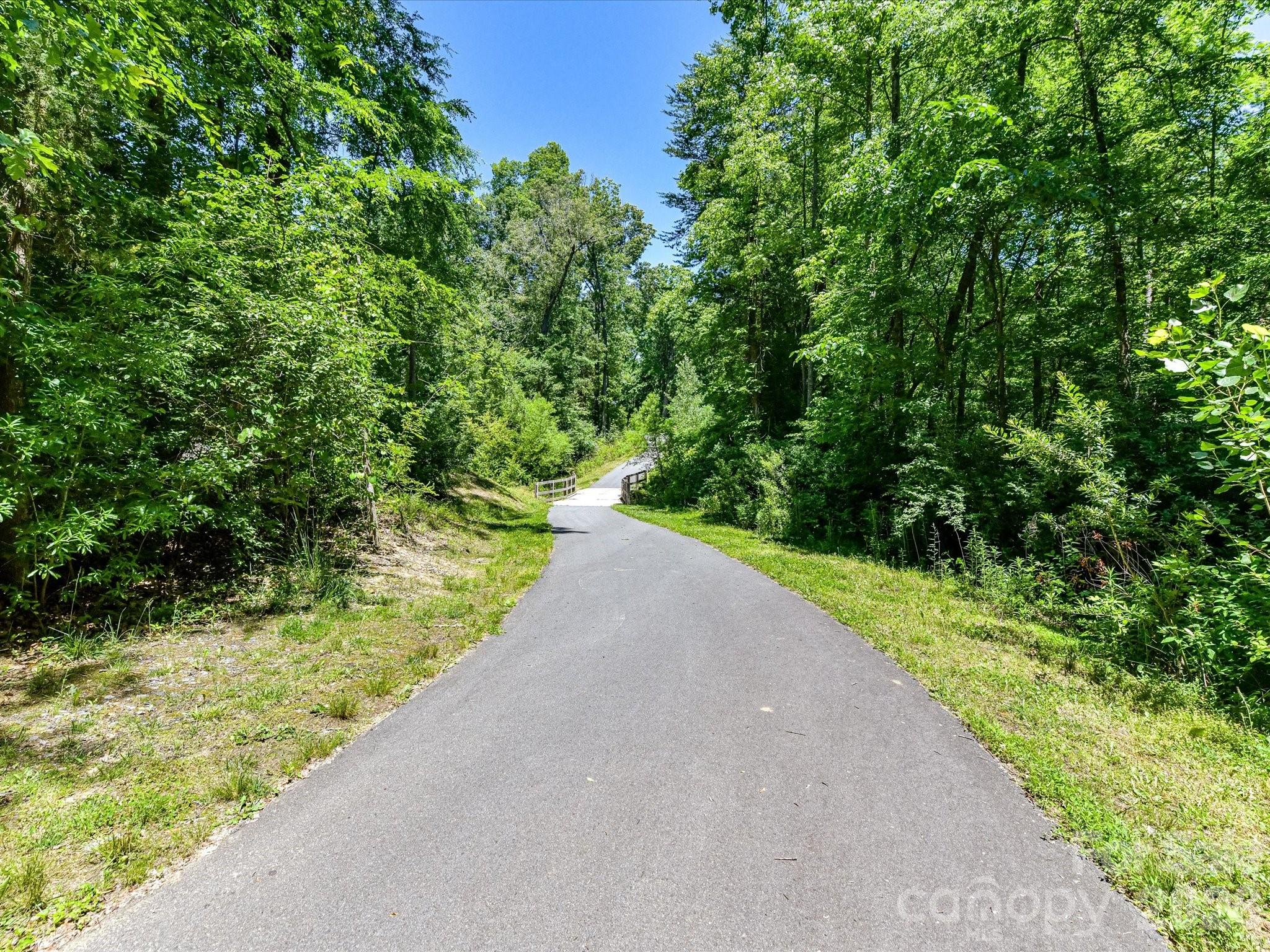 18625 The Commons Boulevard