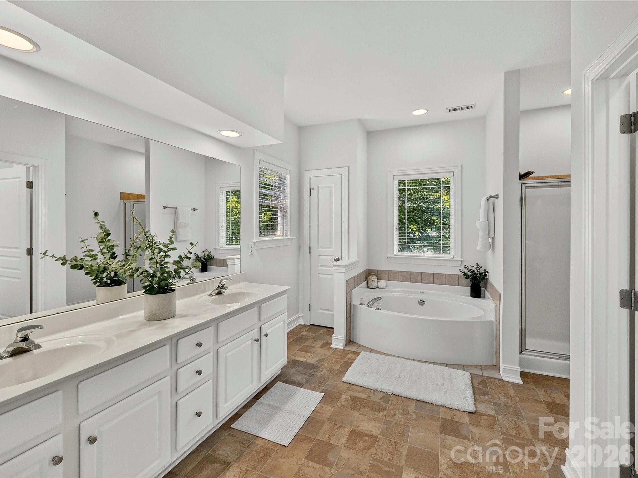 18814 Coachmans Trace