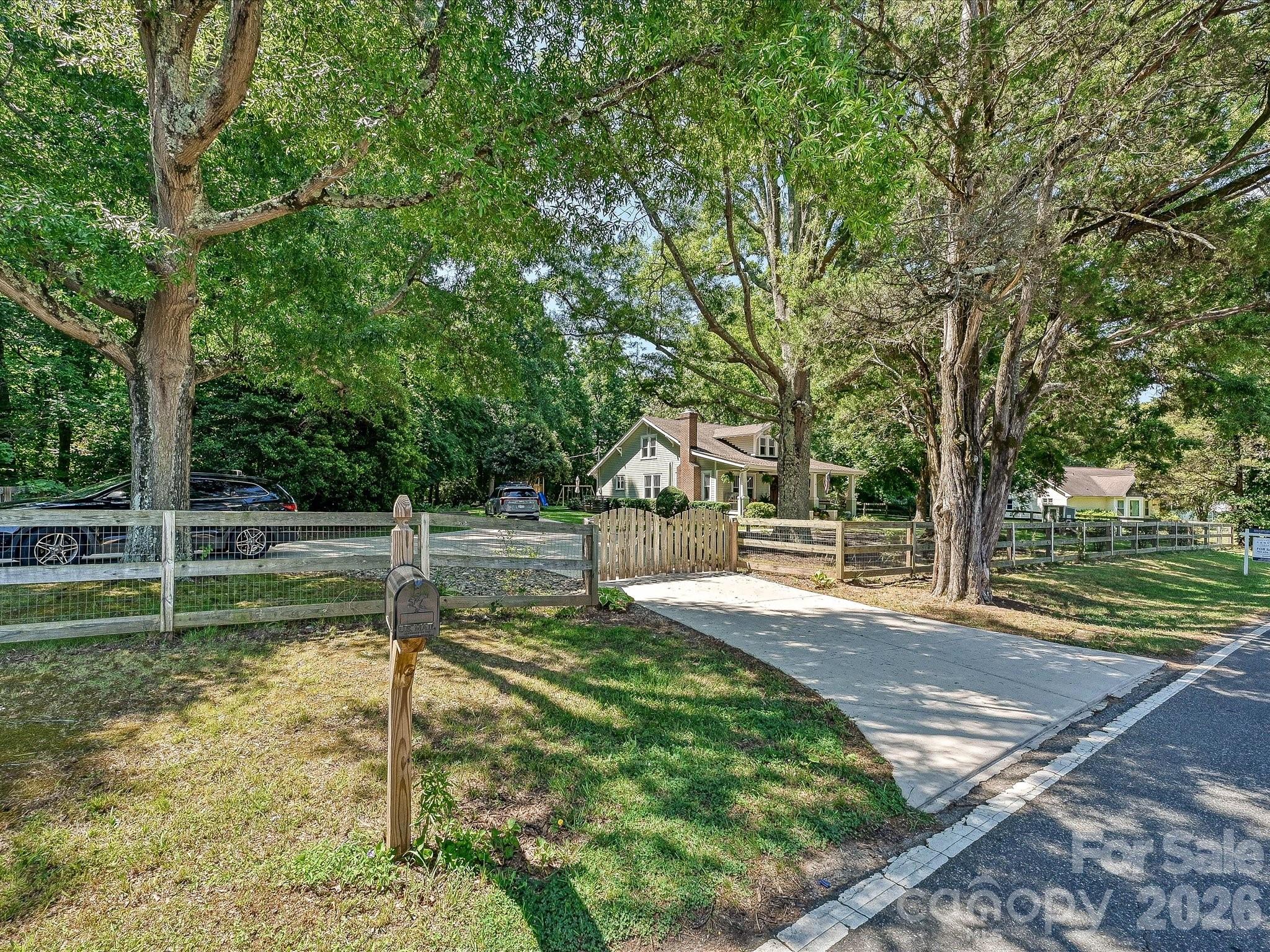 3514 Kelly Road
