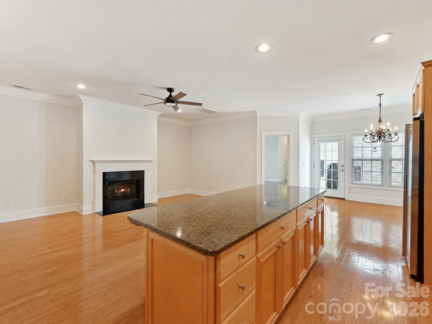 439 Ohenry Avenue