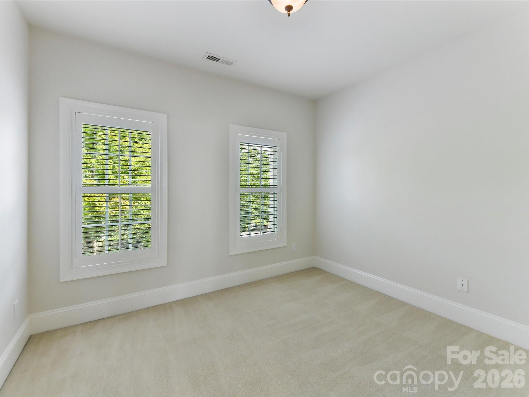 439 Ohenry Avenue