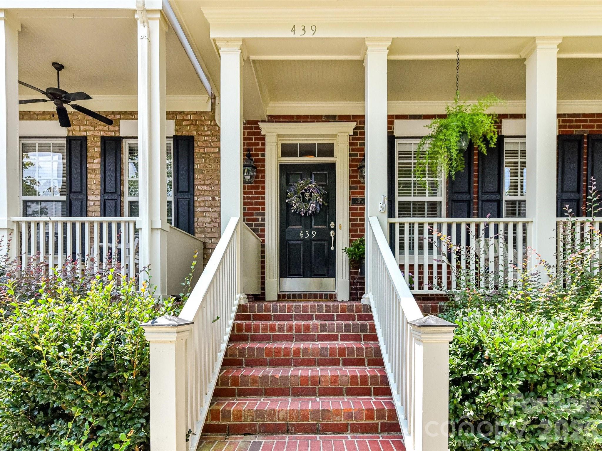 439 Ohenry Avenue