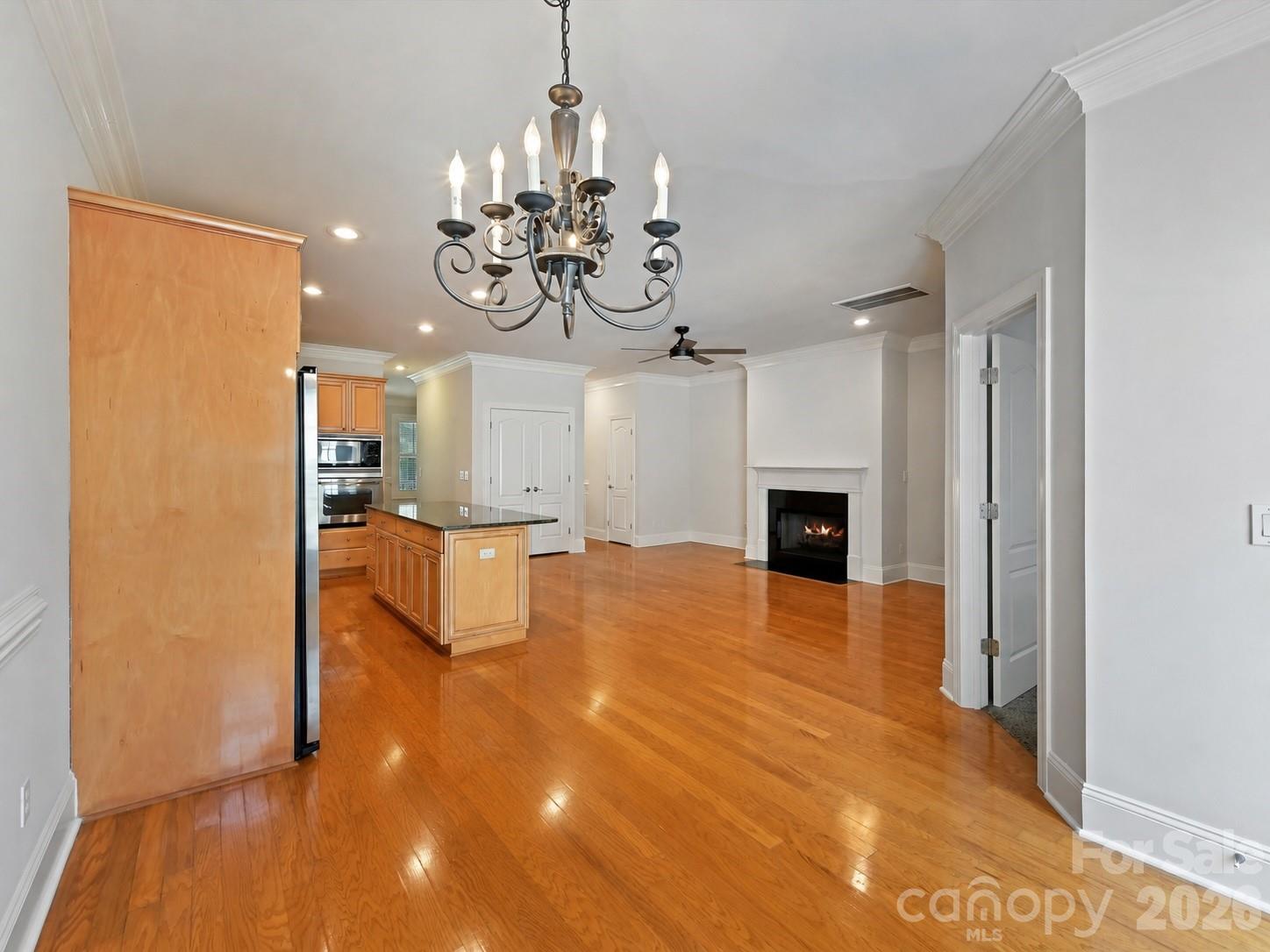 439 Ohenry Avenue