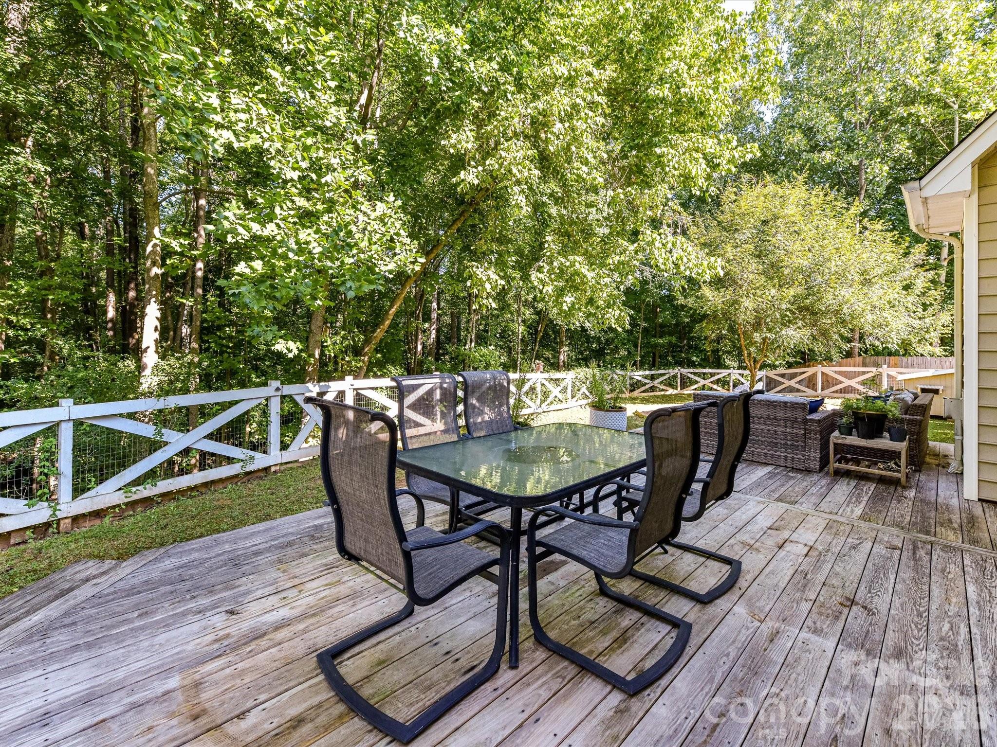 150 W Cavendish Drive