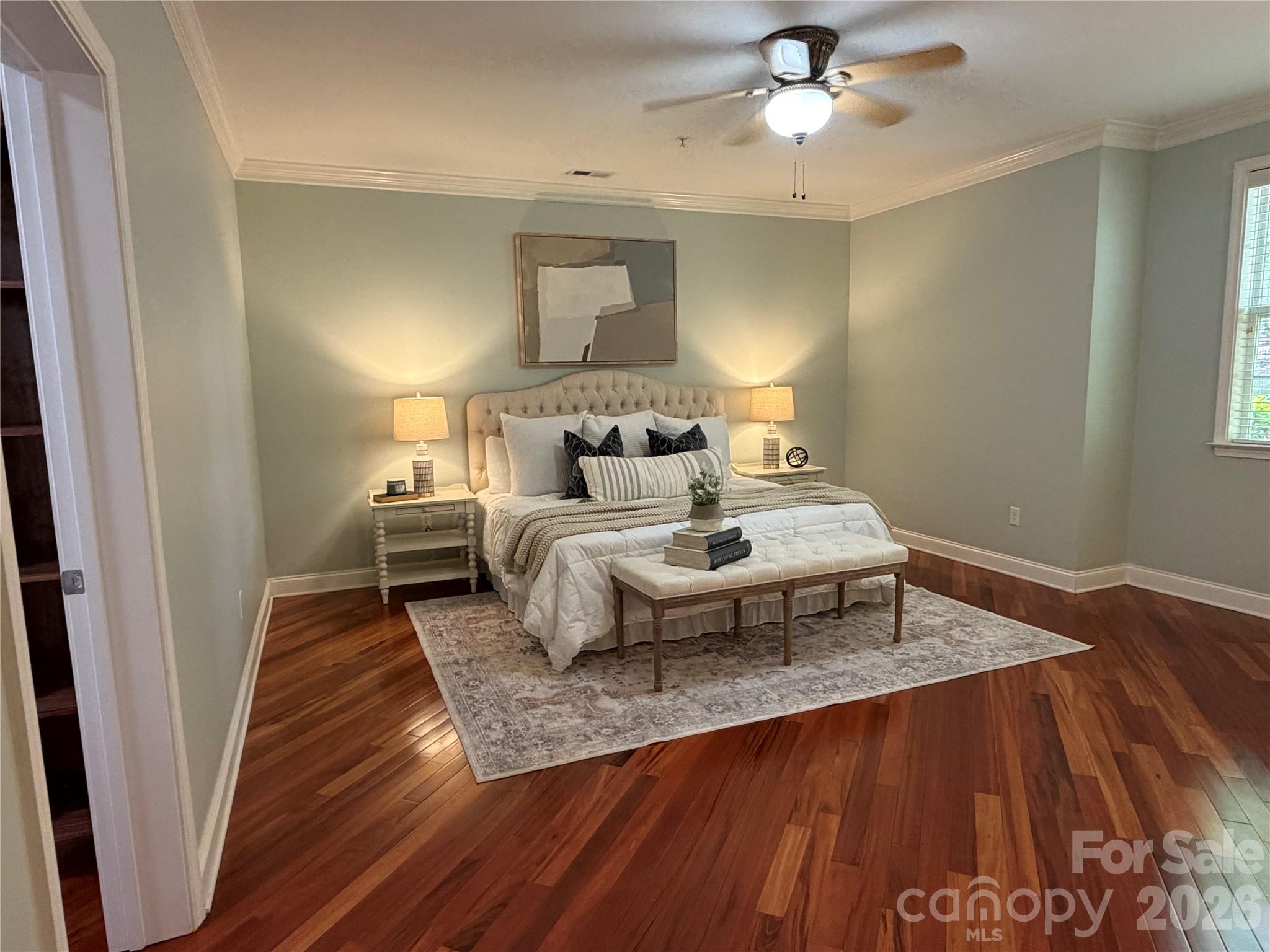9009 Rosalyn Glen Road