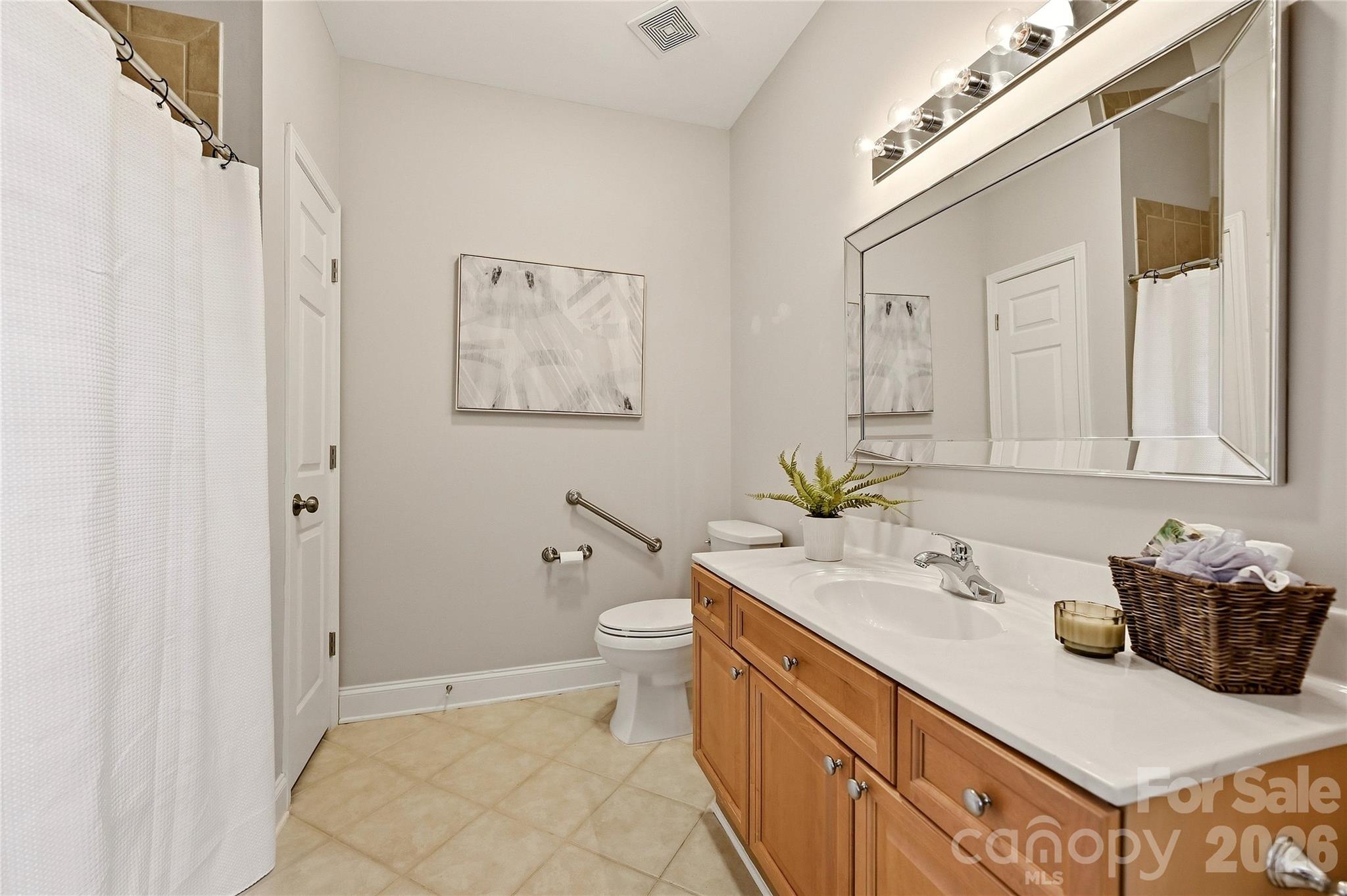 9009 Rosalyn Glen Road