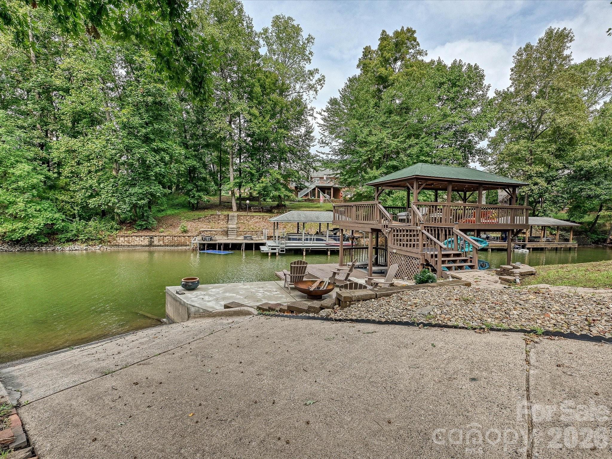 3017 Vernell Lane