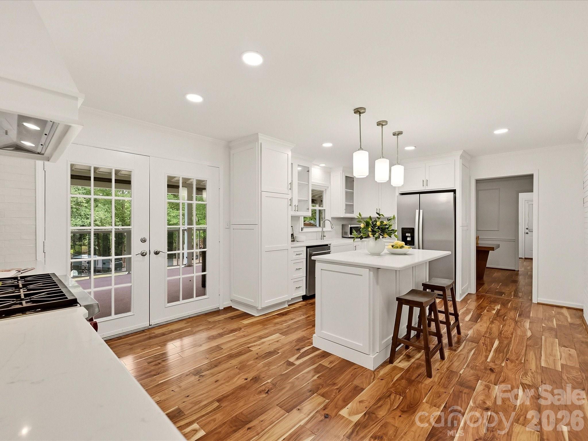 3017 Vernell Lane