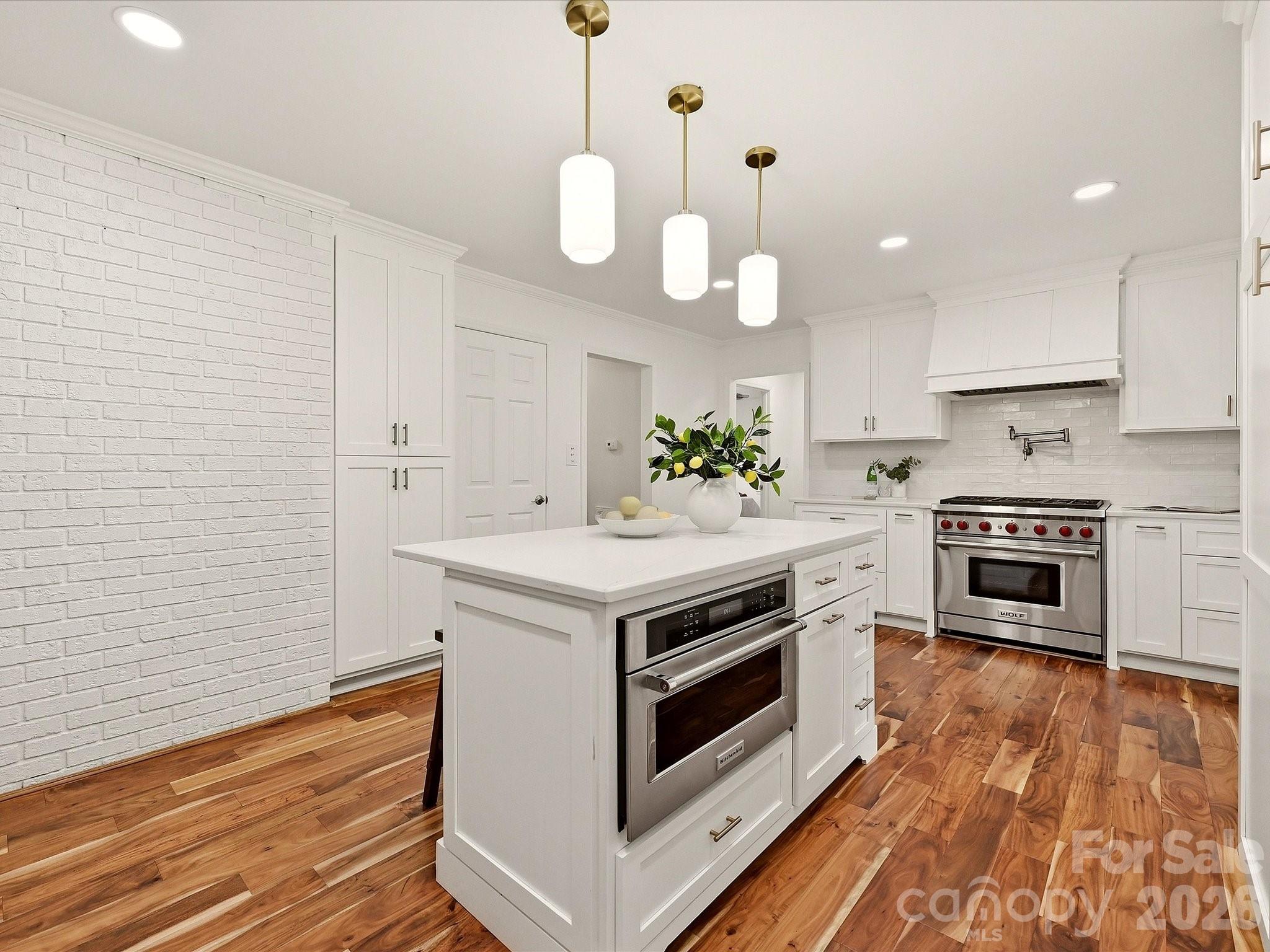 3017 Vernell Lane