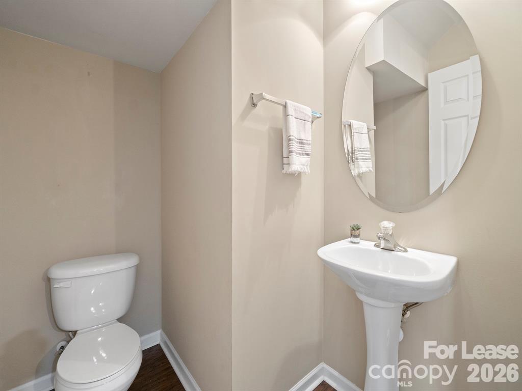 18461 Streamline Court