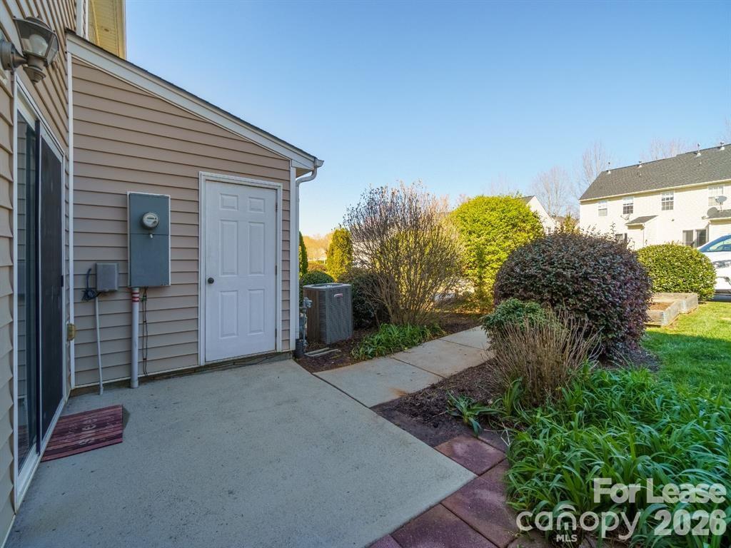18461 Streamline Court