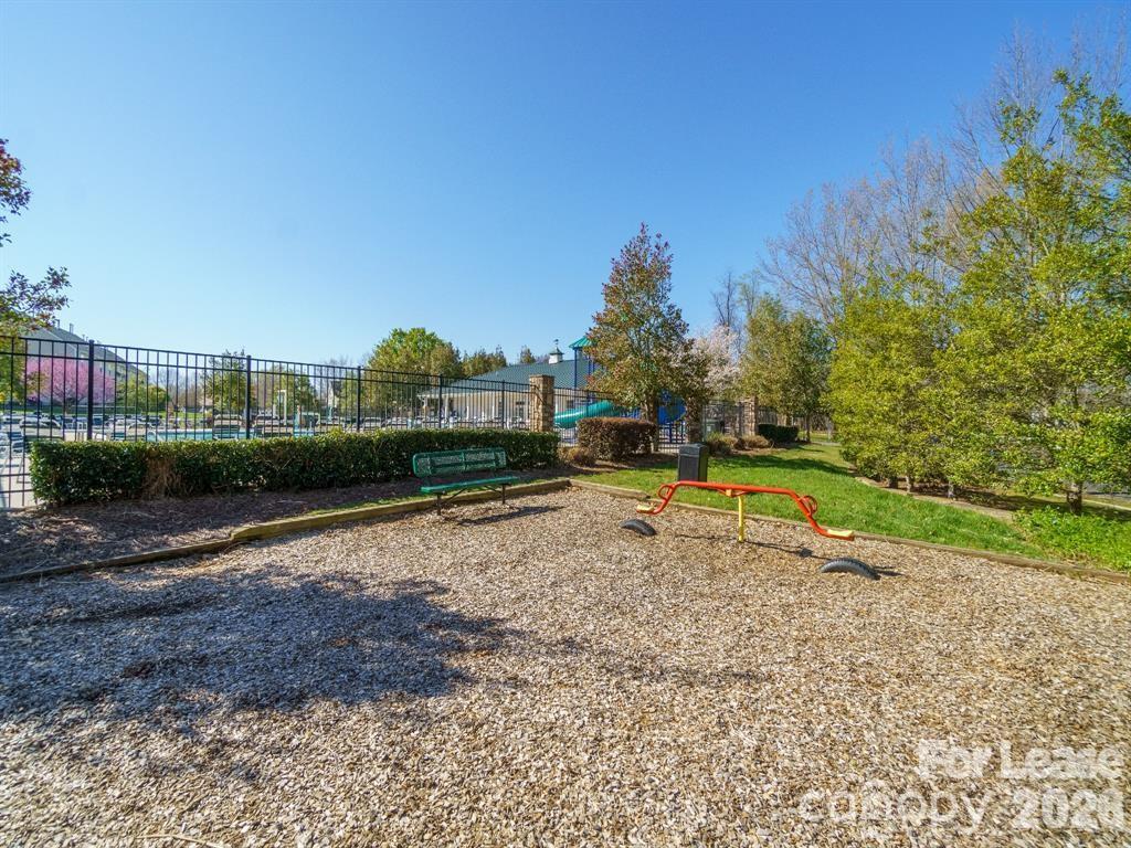 18461 Streamline Court