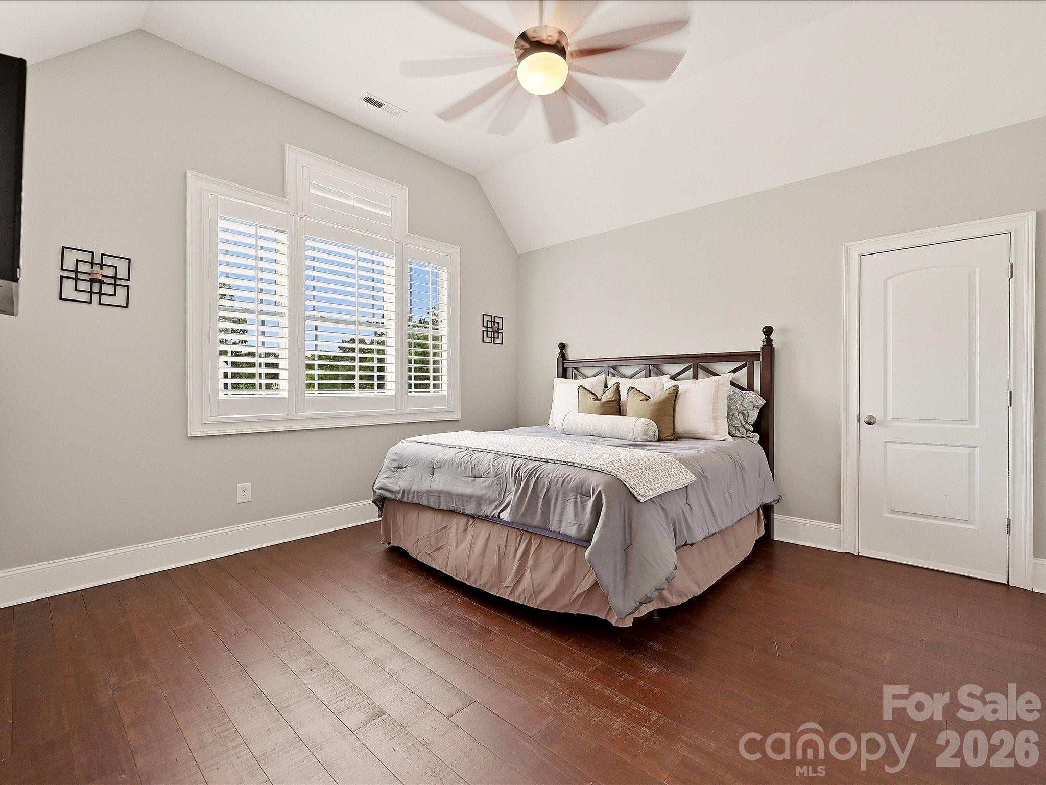 3167 James Plantation Drive