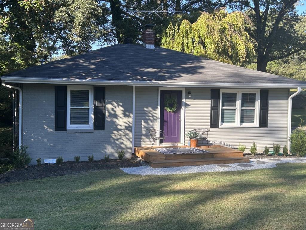 916 SHARON Circle SE