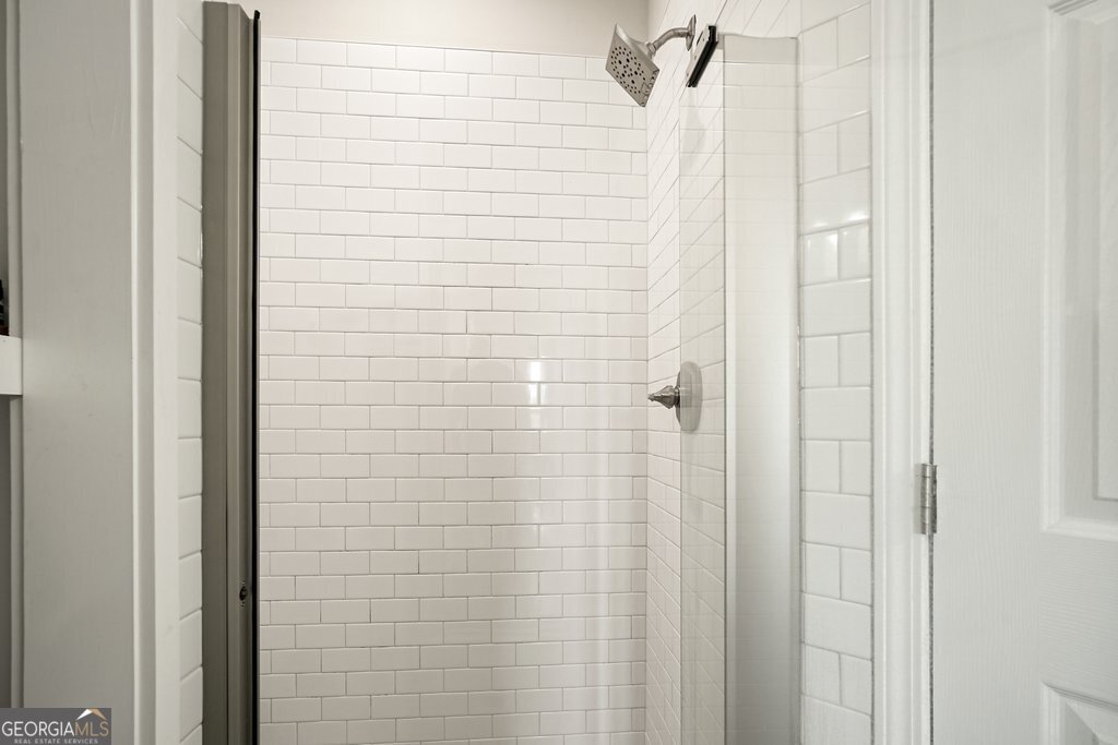 120 E KILLIAN Street