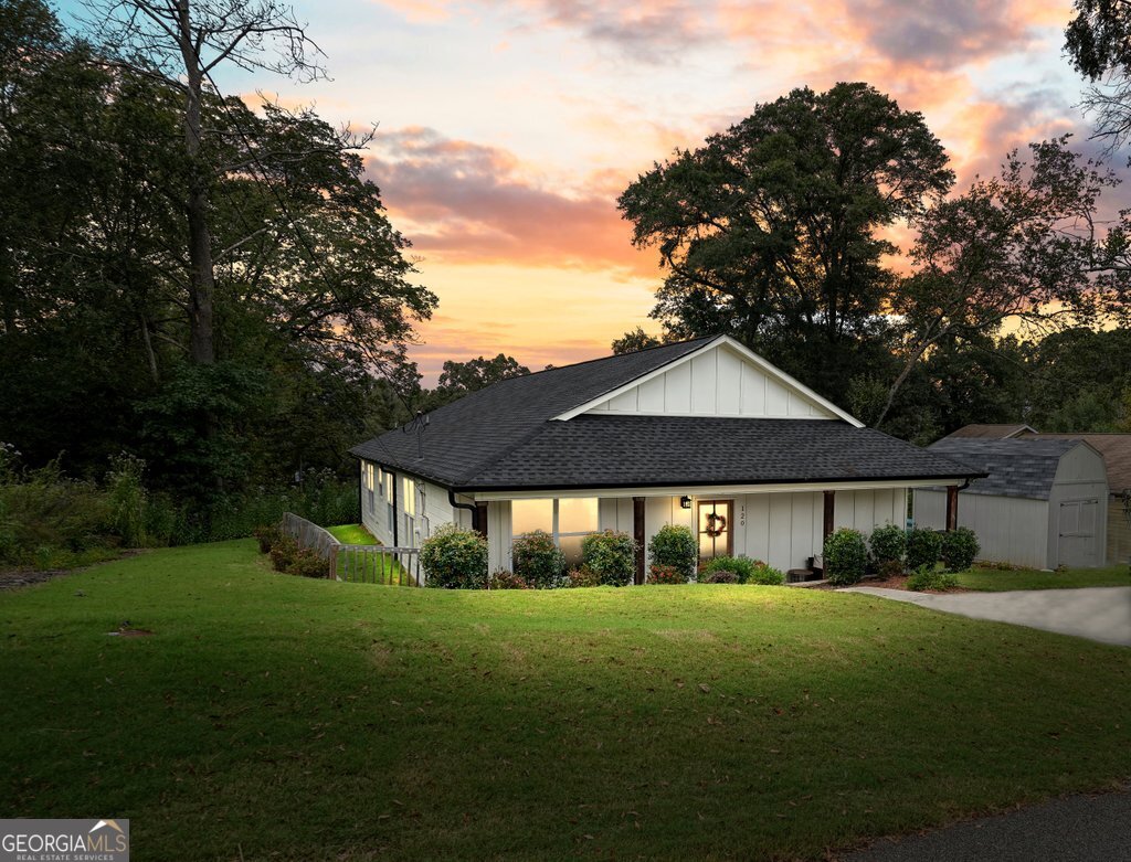 120 E KILLIAN Street