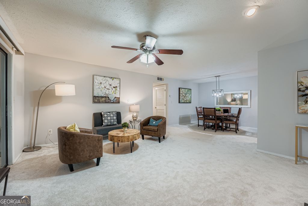 1507 WYNNES RIDGE Circle SE