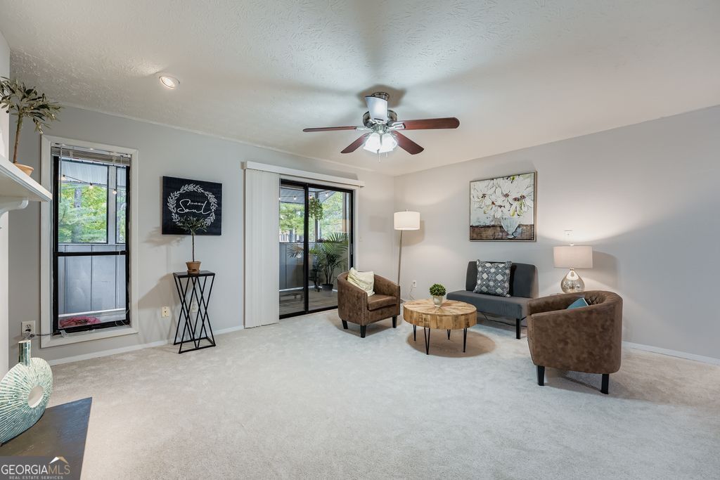 1507 WYNNES RIDGE Circle SE