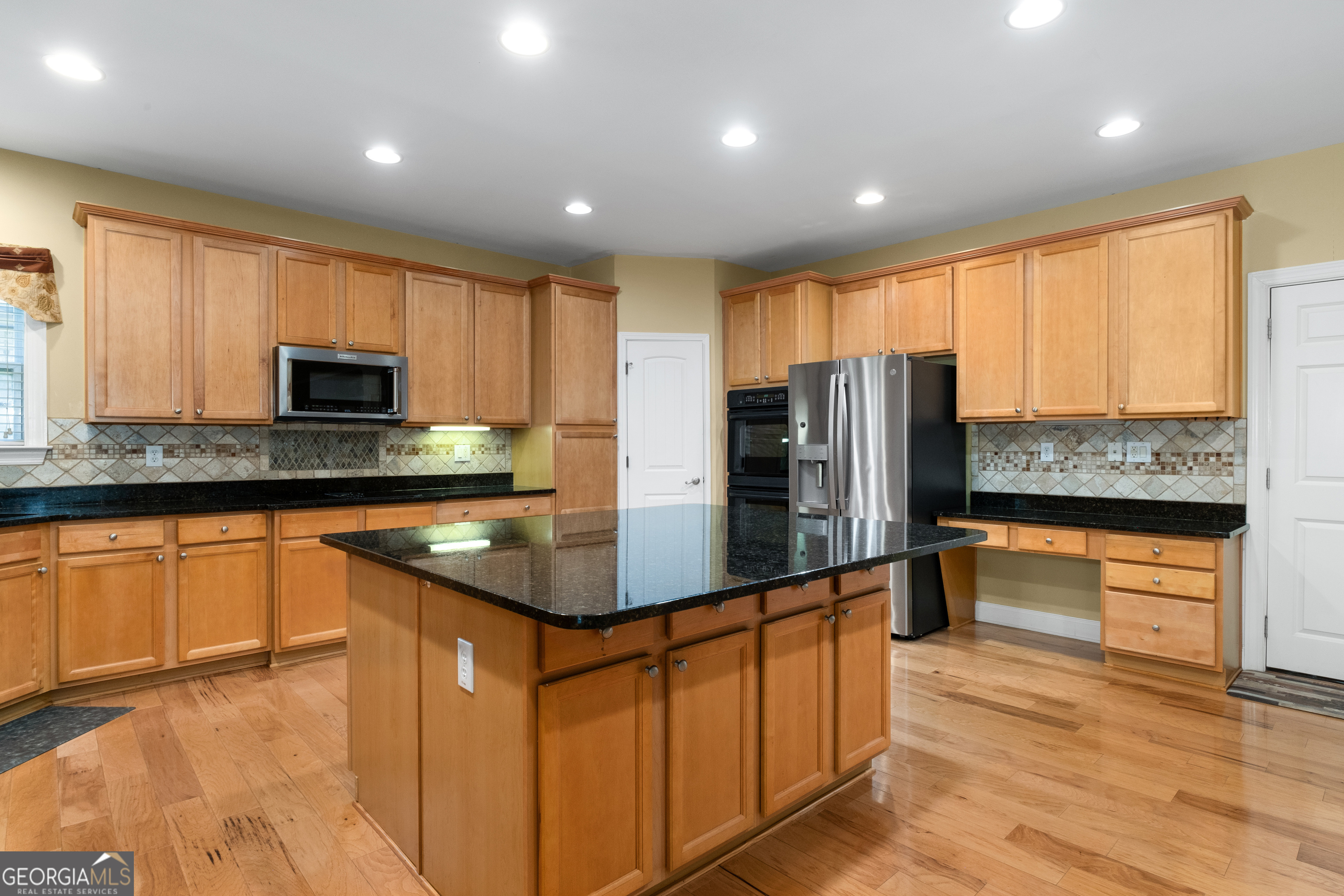 3717 Shady Maple Drive