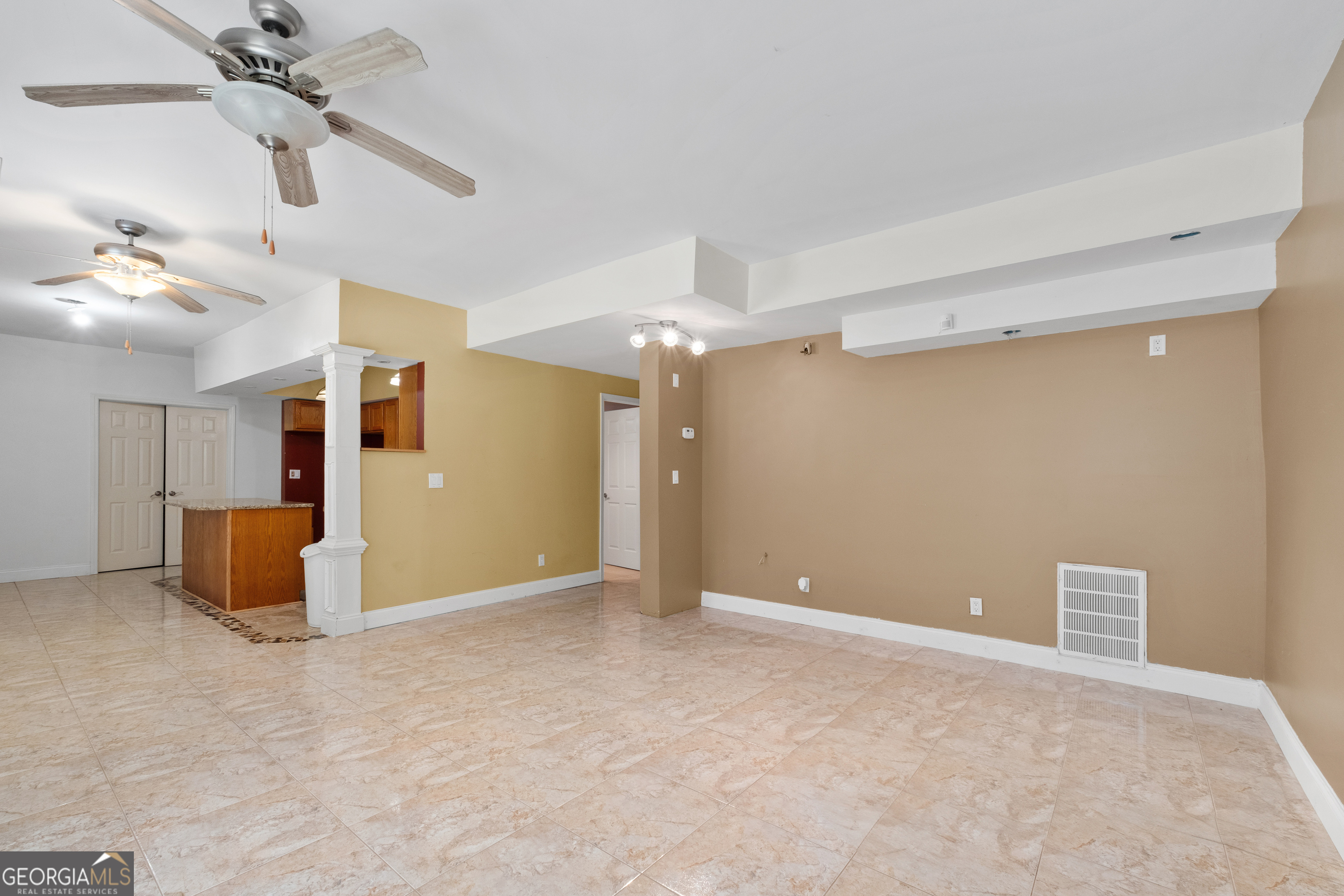 3717 Shady Maple Drive