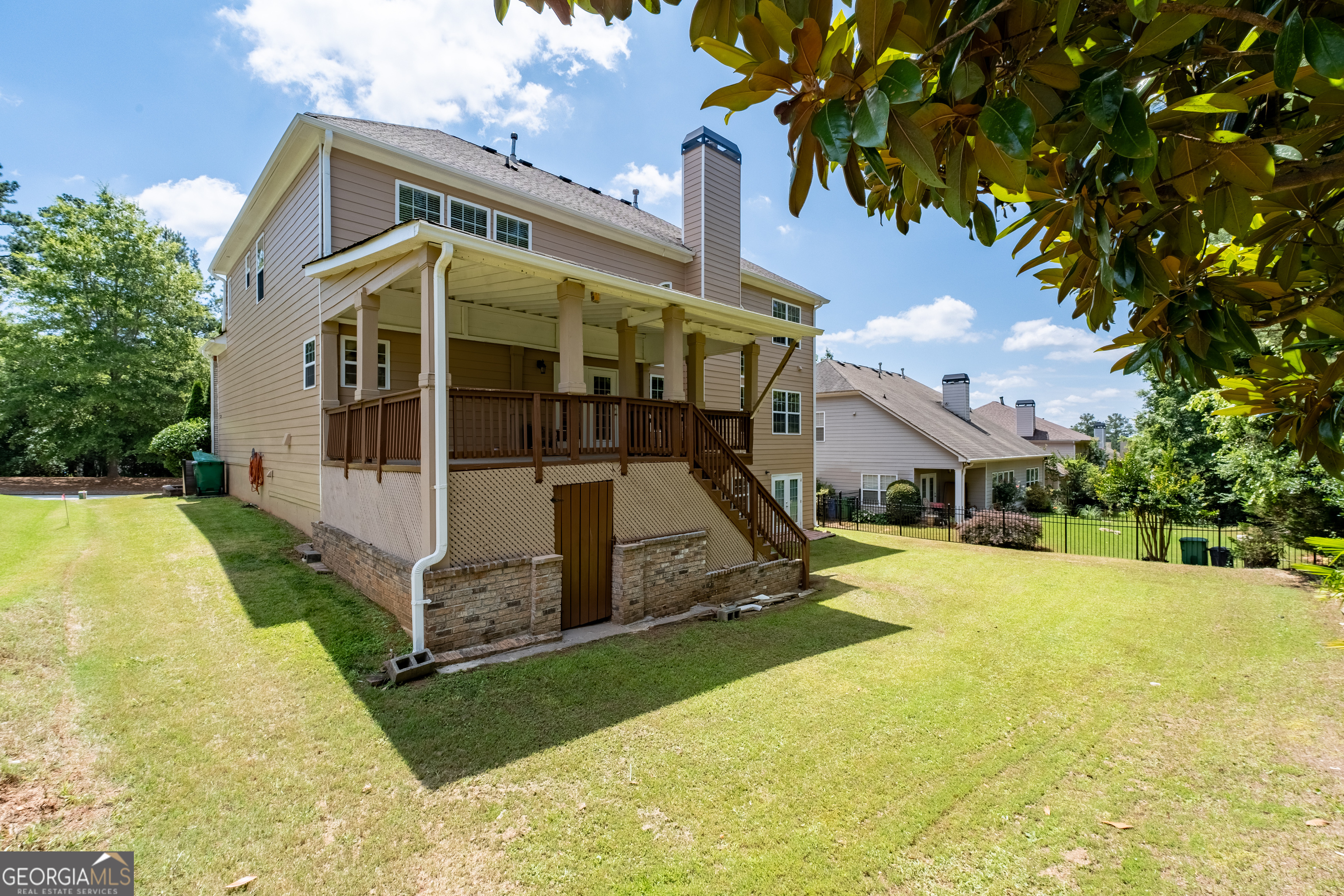 3717 Shady Maple Drive