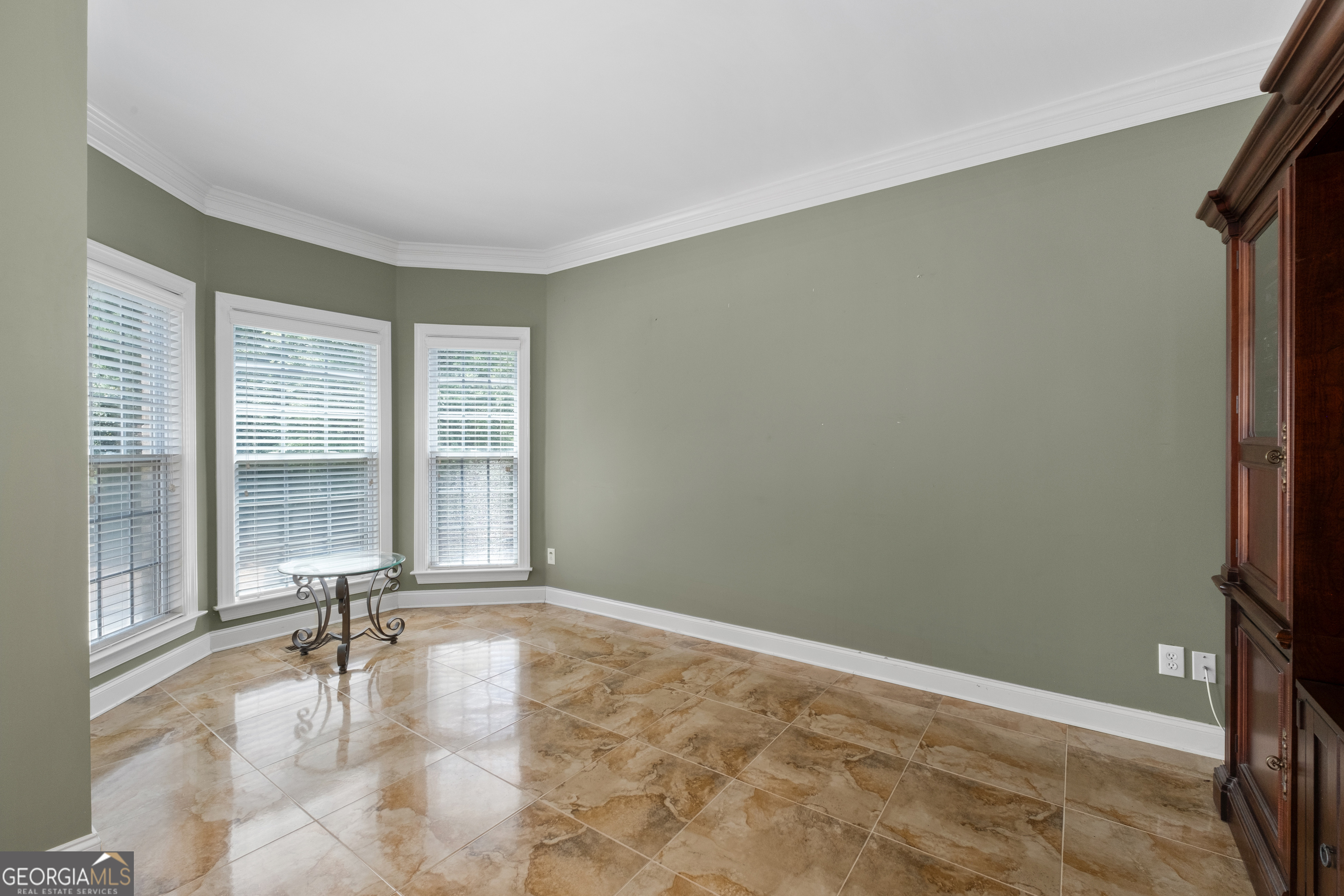 3717 Shady Maple Drive